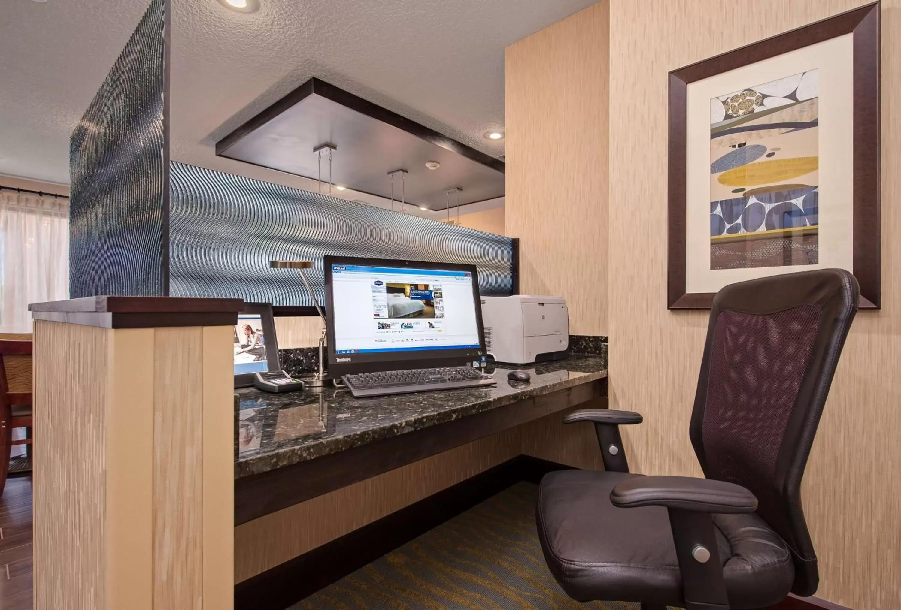 Business facilities, Business Area/Conference Room in Hampton Inn Niceville-Elgin Air Force Base