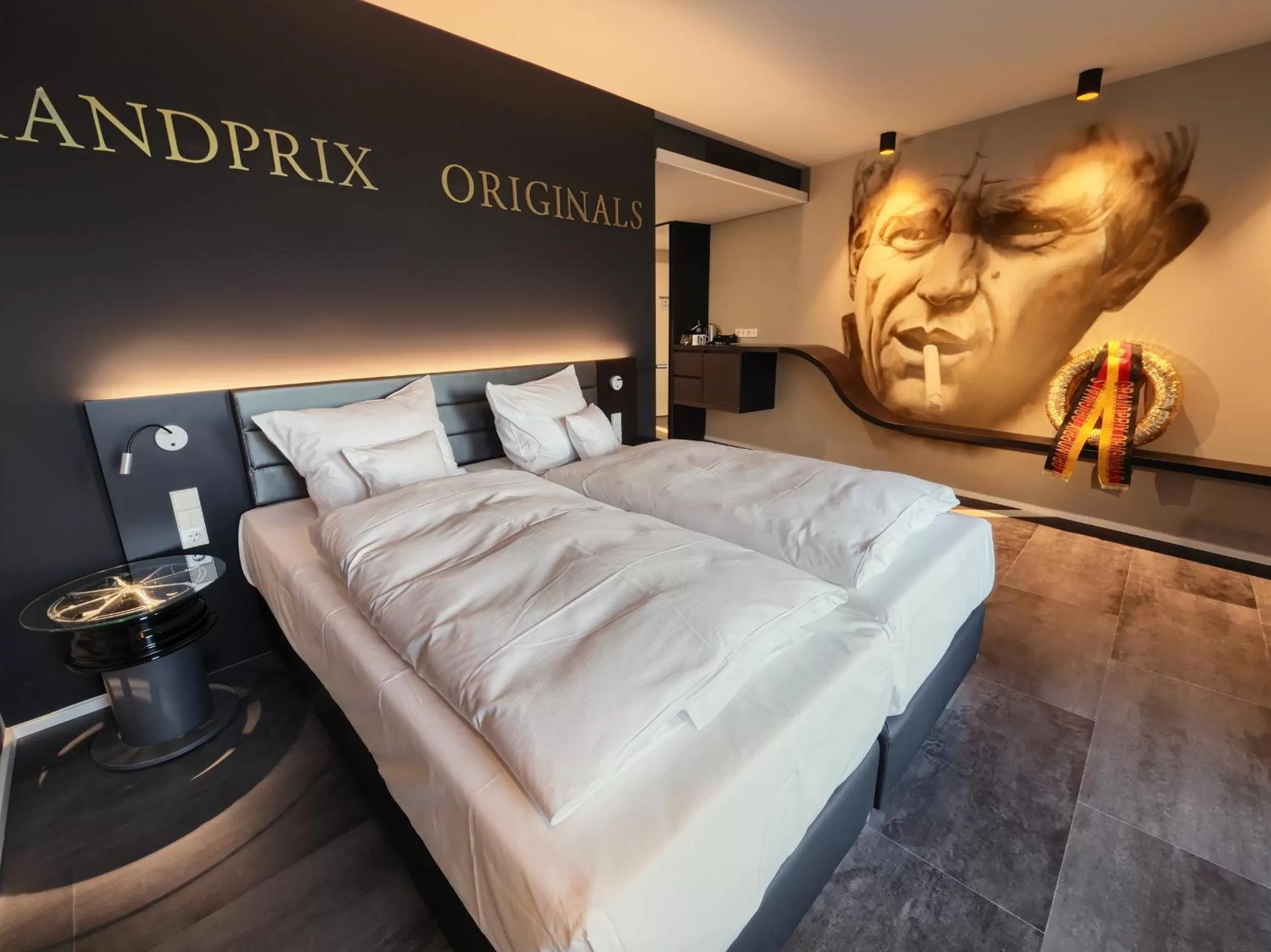 Photo of the whole room, Bed in V8 HOTEL Motorworld Region Stuttgart