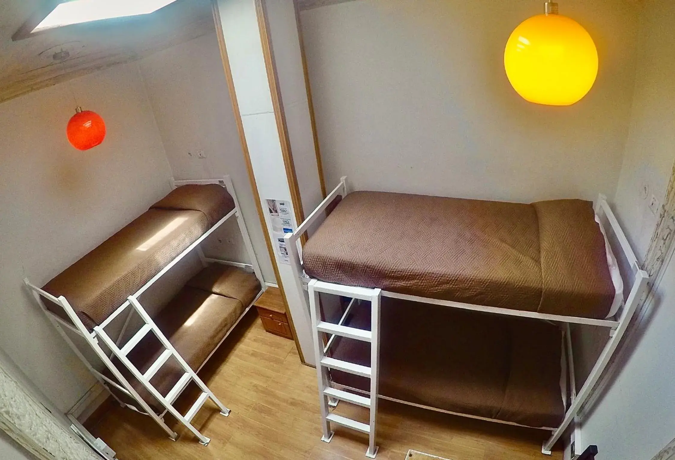 Bed, Bunk Bed in Hostal Providencia