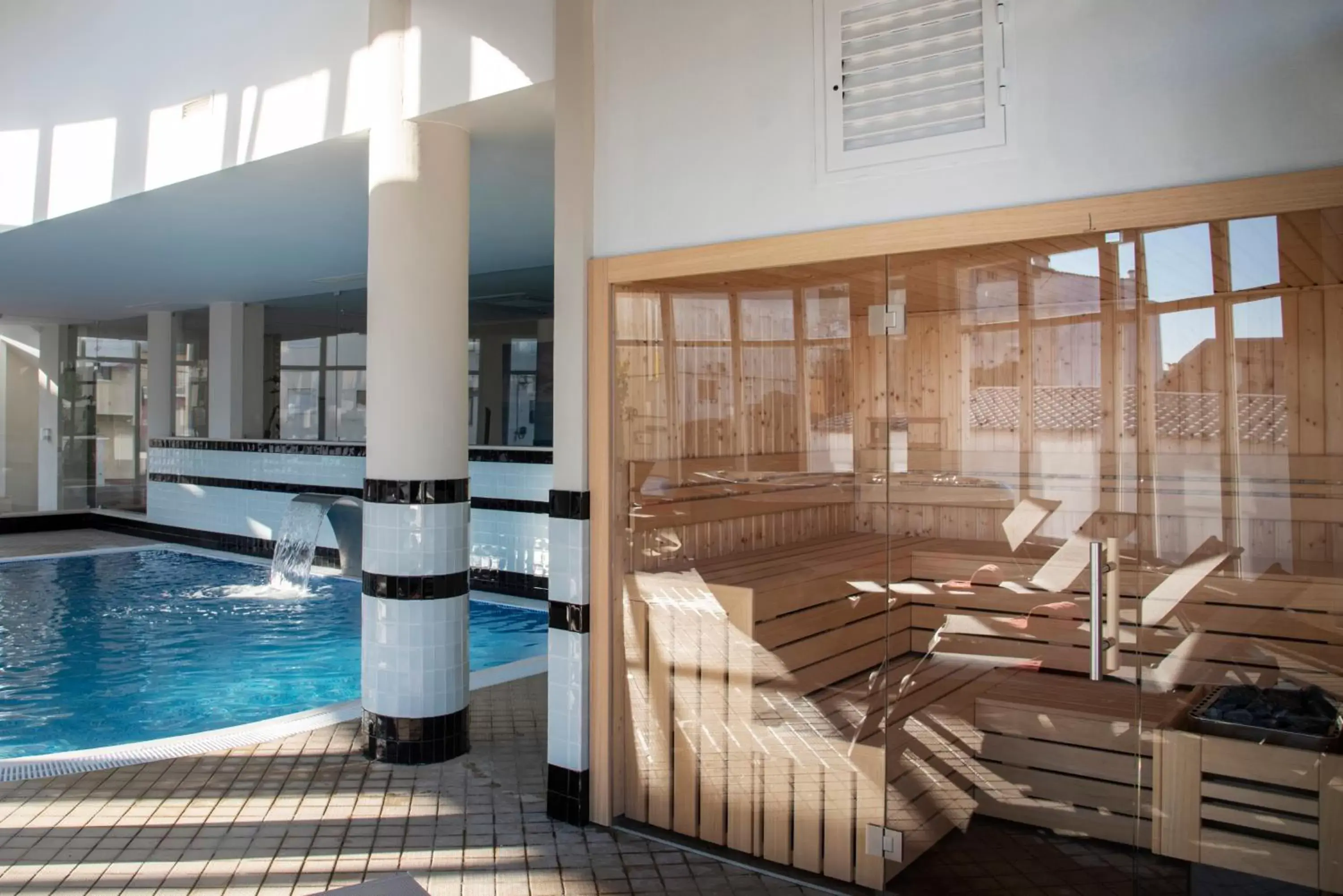 Sauna, Swimming Pool in Luna Hotel de Tábua