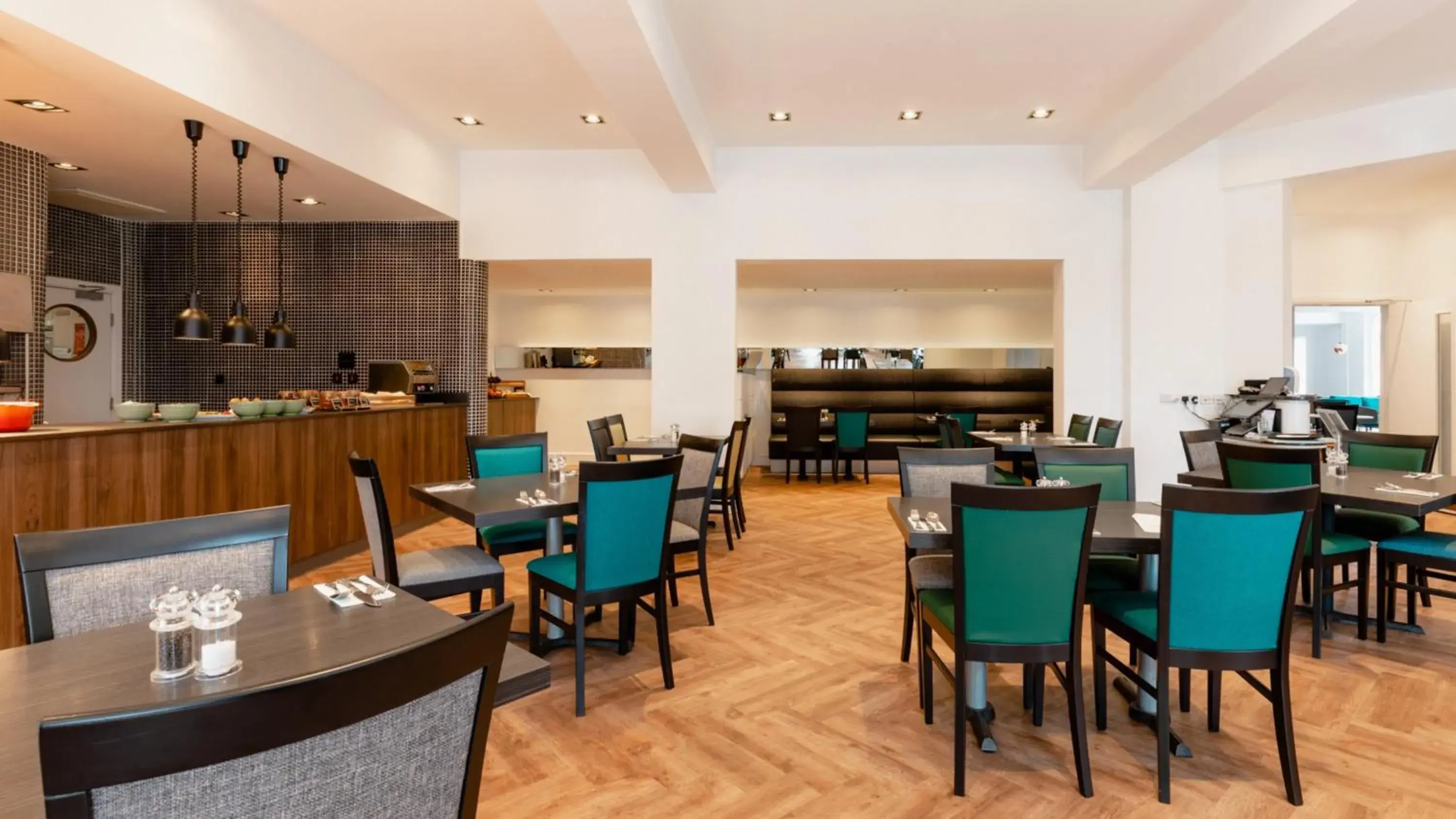 Restaurant/Places to Eat in Holiday Inn Darlington-A1 Scotch Corner, an IHG Hotel