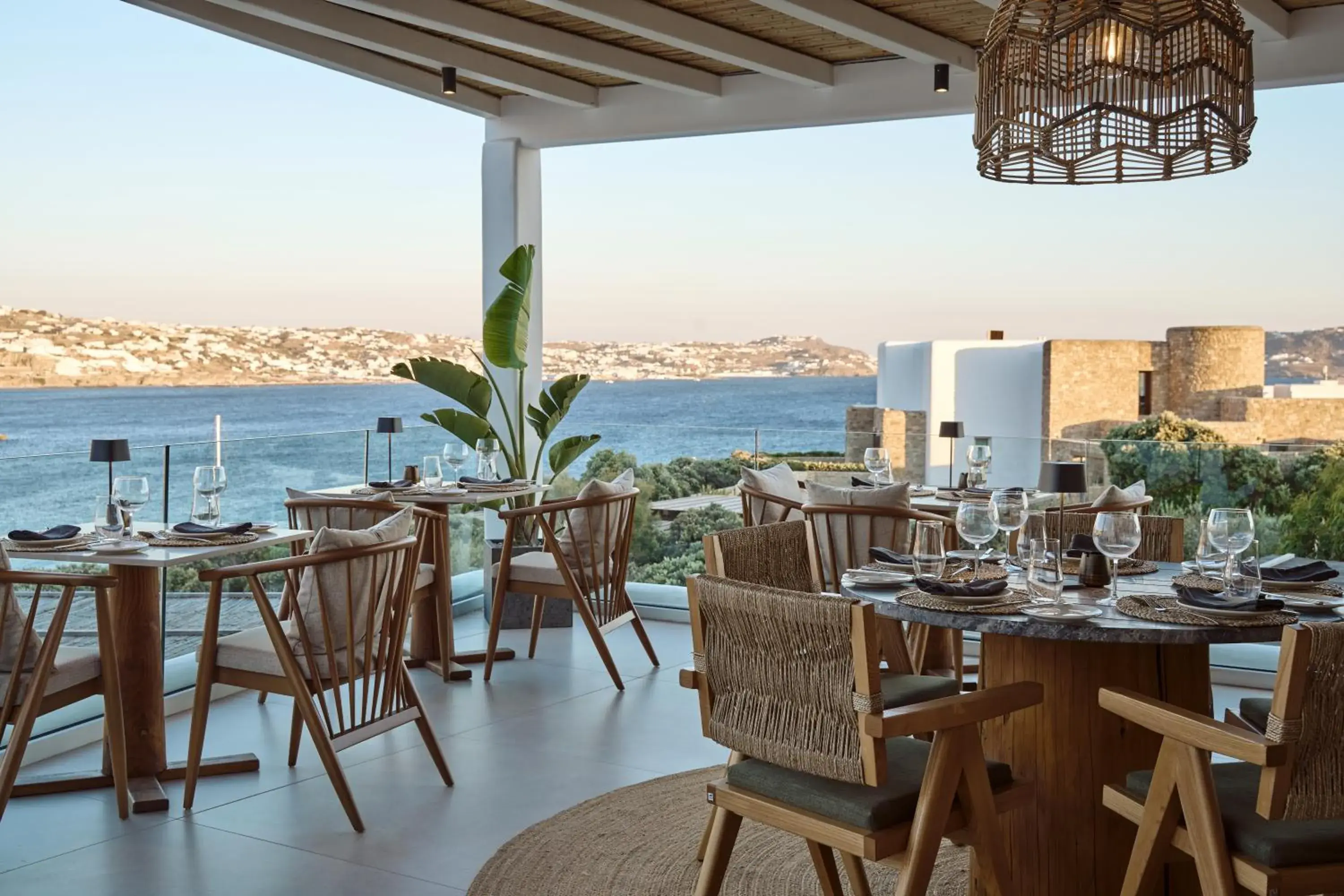 Restaurant/Places to Eat in Mykonos Princess Hotel