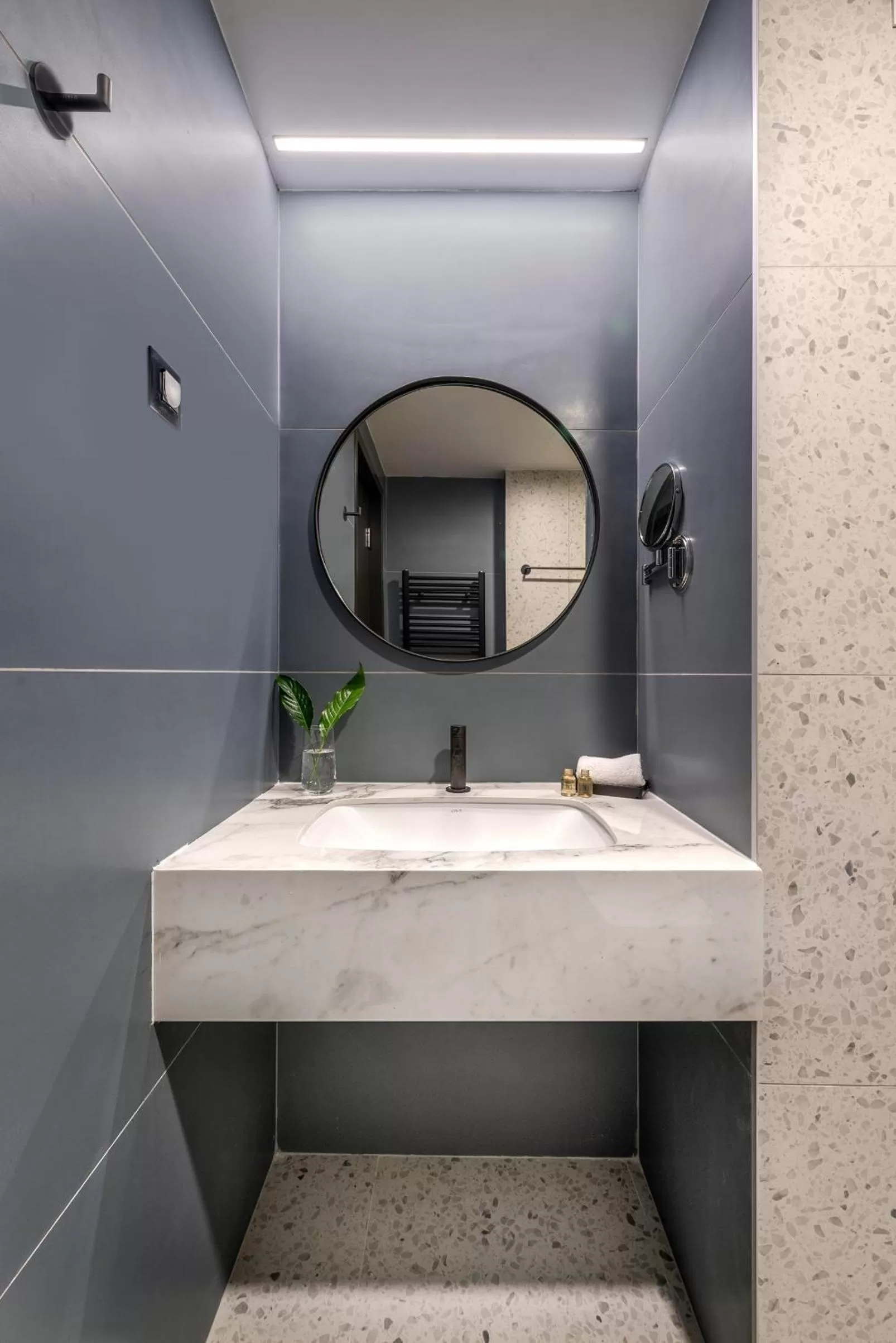 Bathroom in Hotel Tim's