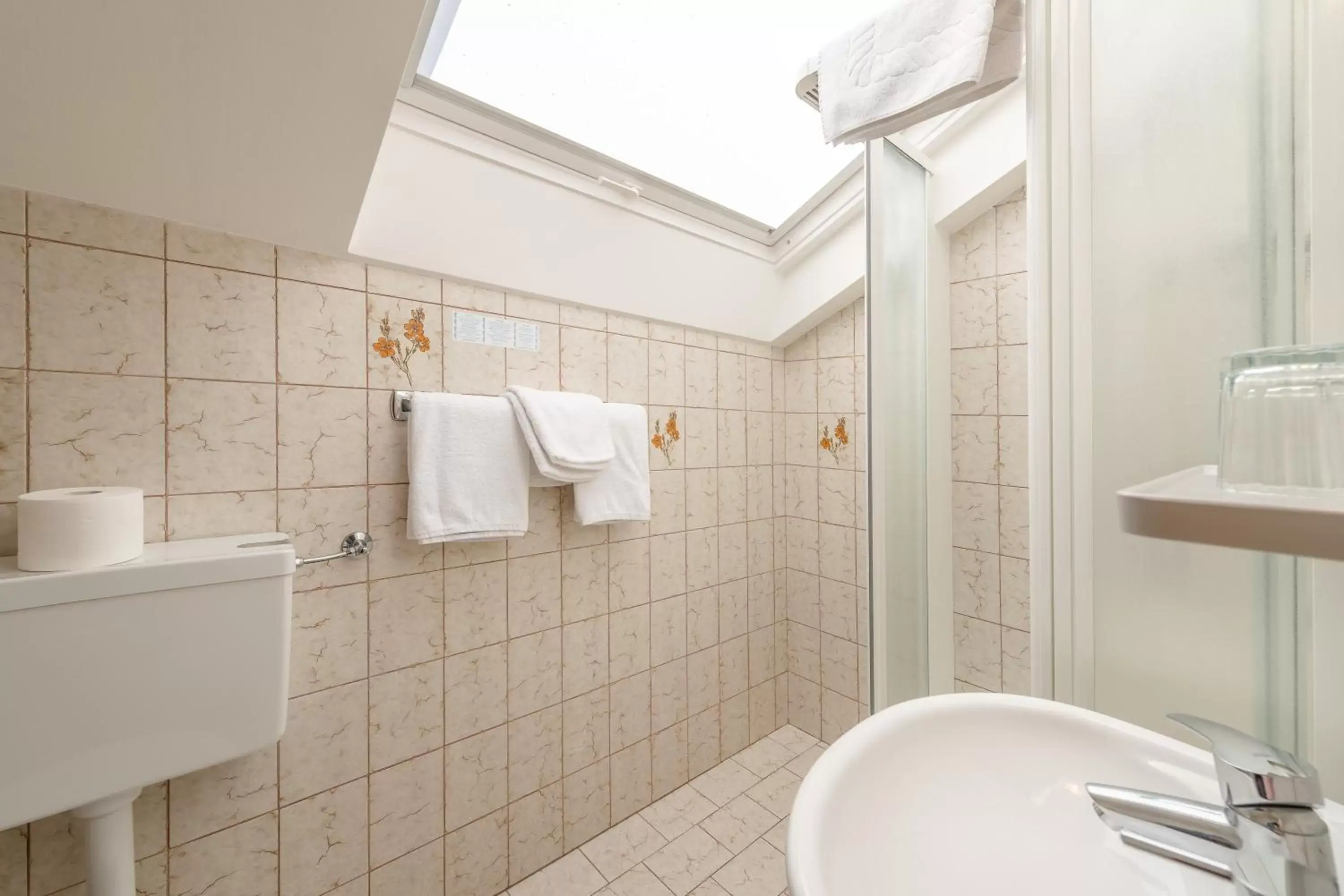 Shower, Bathroom in Garni Hotel Ritterhof