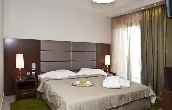 Bed in Hotel Konaki