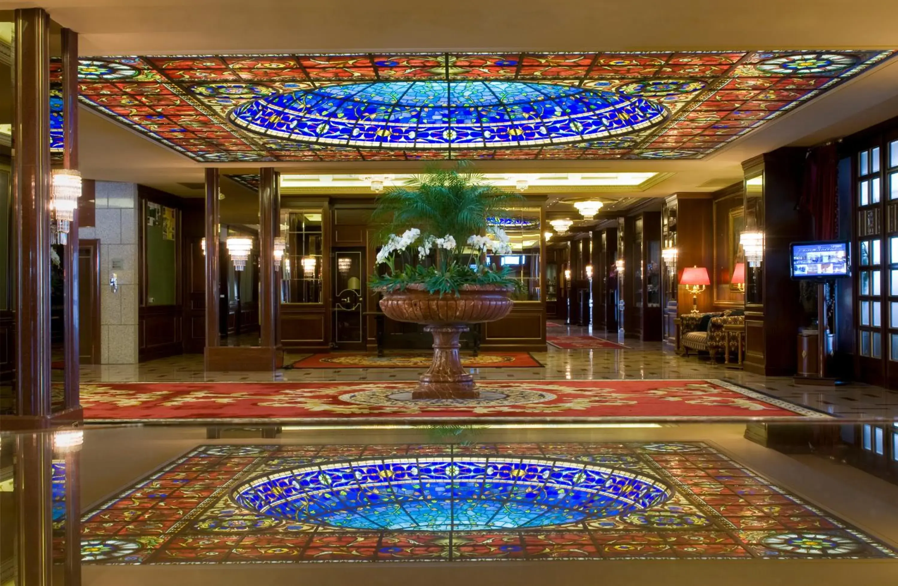 Lobby or reception in Grand Hotel Dino