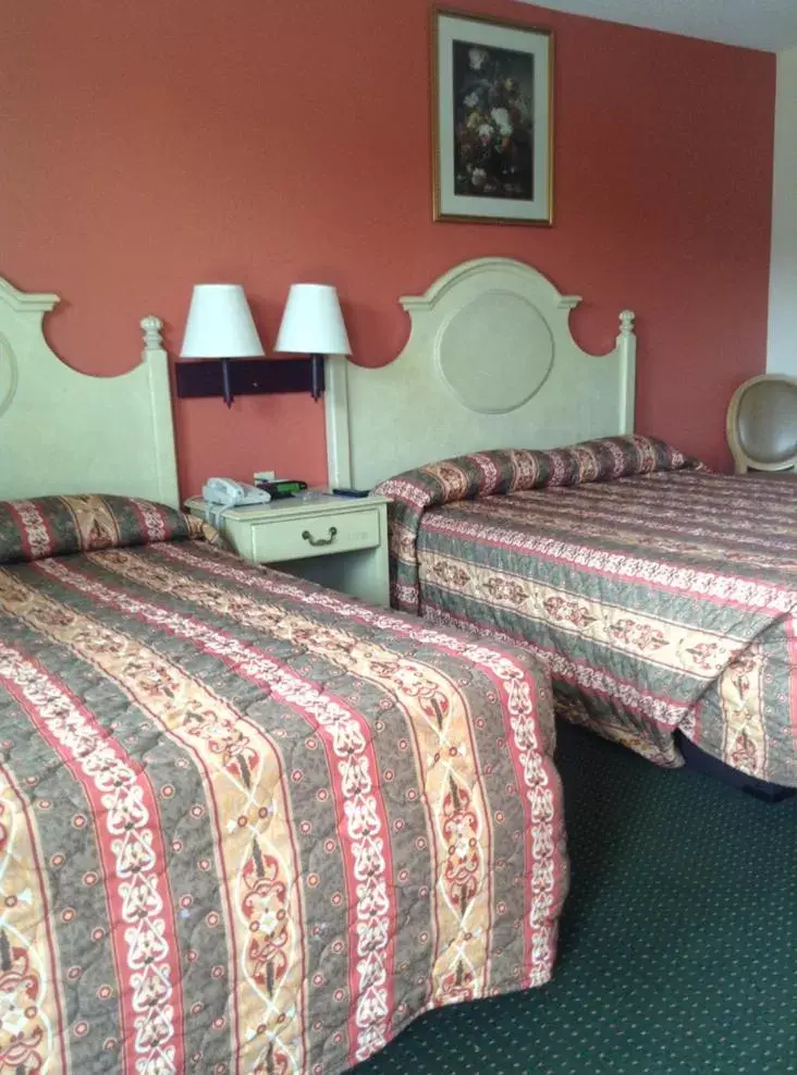 Bed in New Orleans Inn