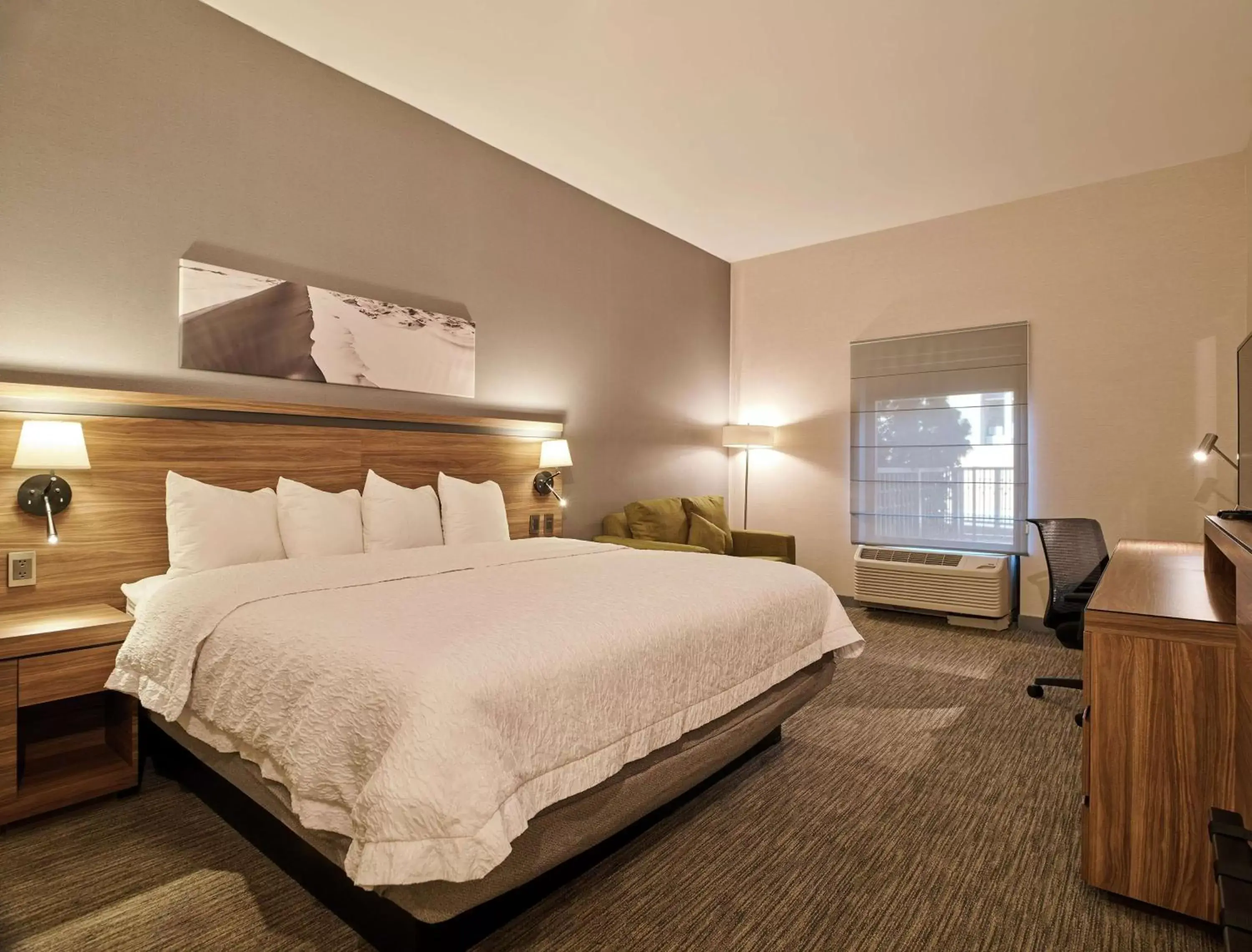 Bedroom, Bed in Hampton Inn Ciudad Juarez Bedroom, Bed in Hampton Inn Ciudad Juarez