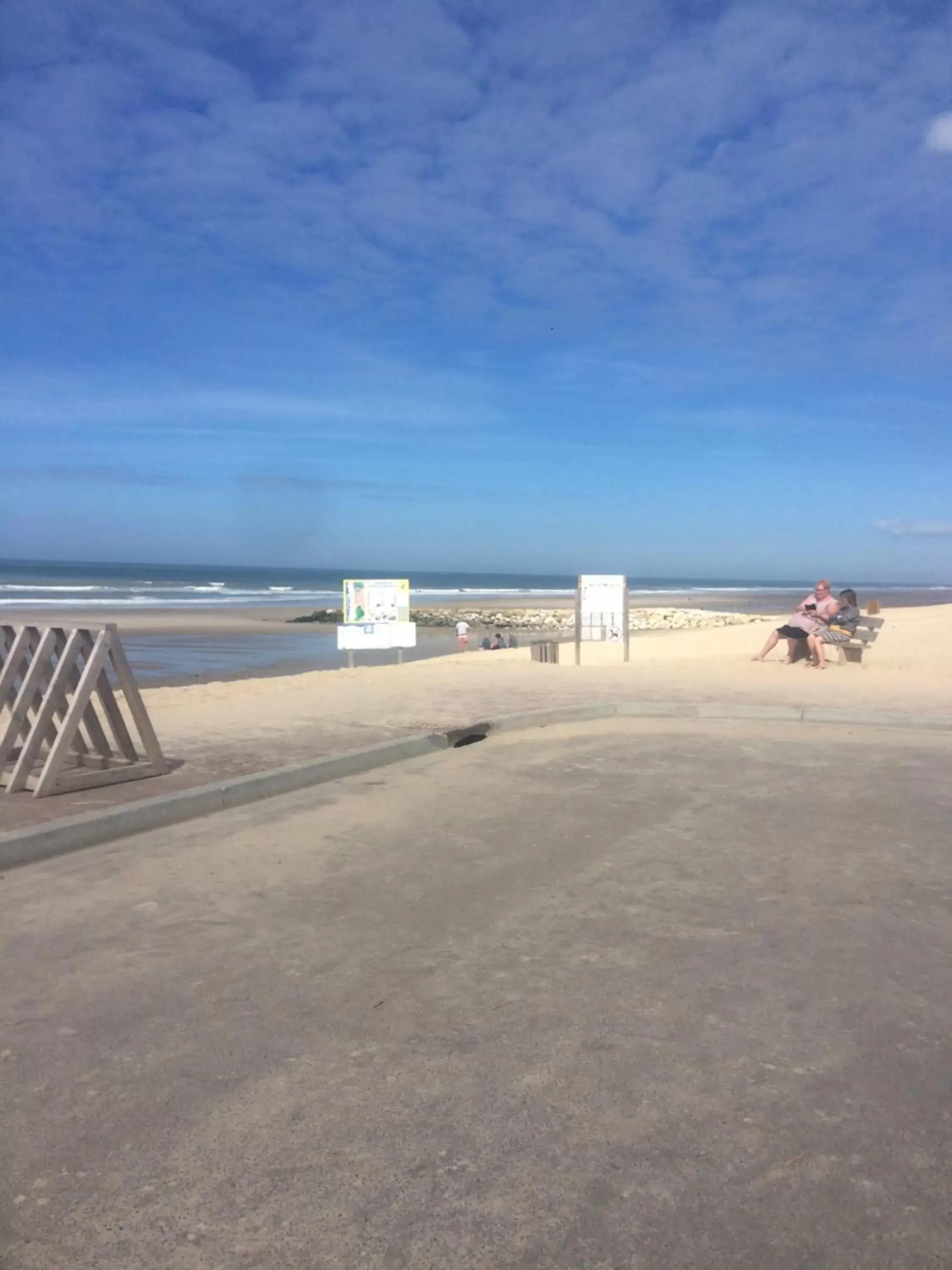 Beach in Chambres d'Hôtes 1001 NUITS Montalivet