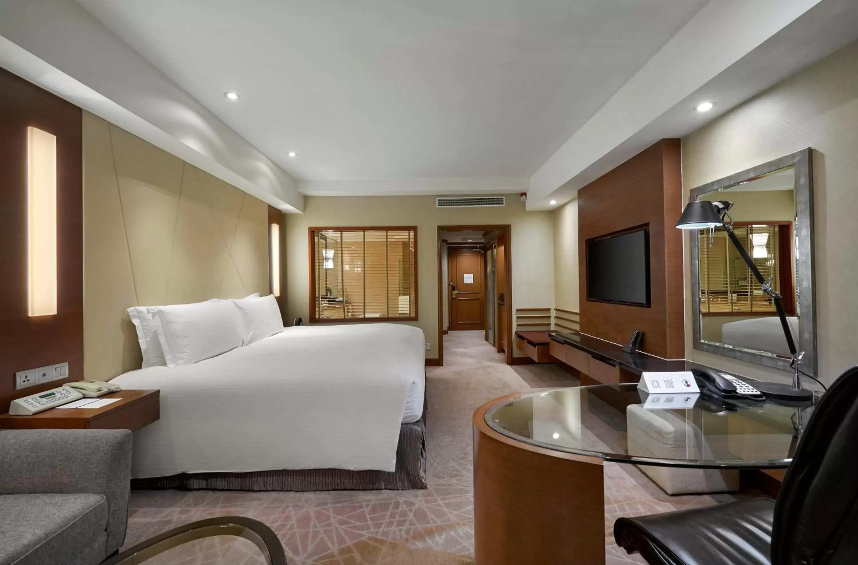 Bedroom, Seating Area in InterContinental Kuala Lumpur, an IHG Hotel