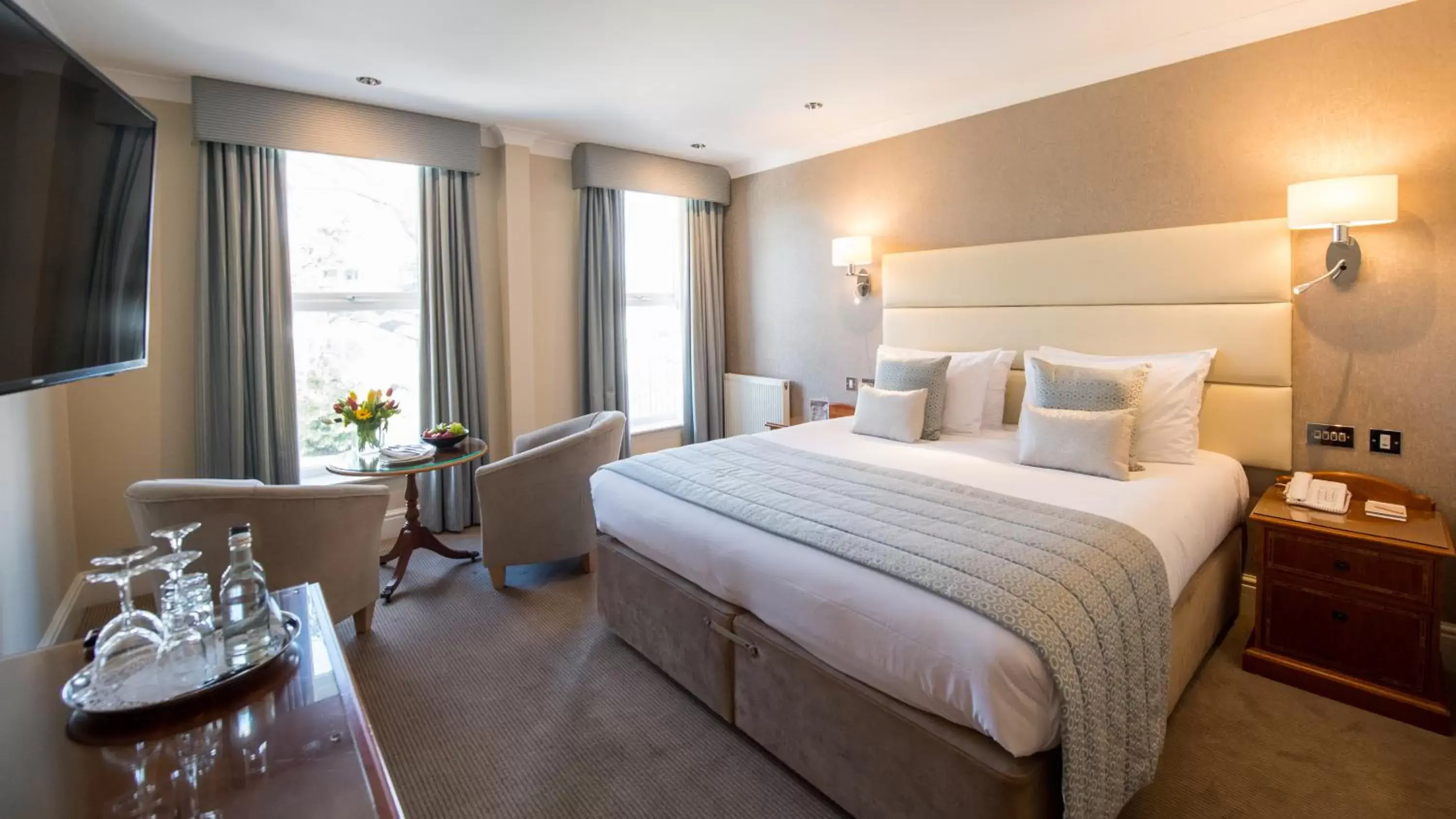 Photo of the whole room, Bed in The Carlyon Bay Hotel and Spa Photo of the whole room, Bed in The Carlyon Bay Hotel and Spa