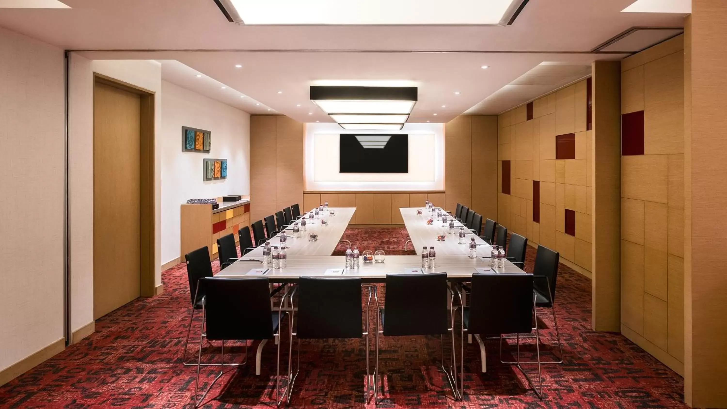 Meeting/conference room in ibis Hyderabad Hitec City - An Accor Brand