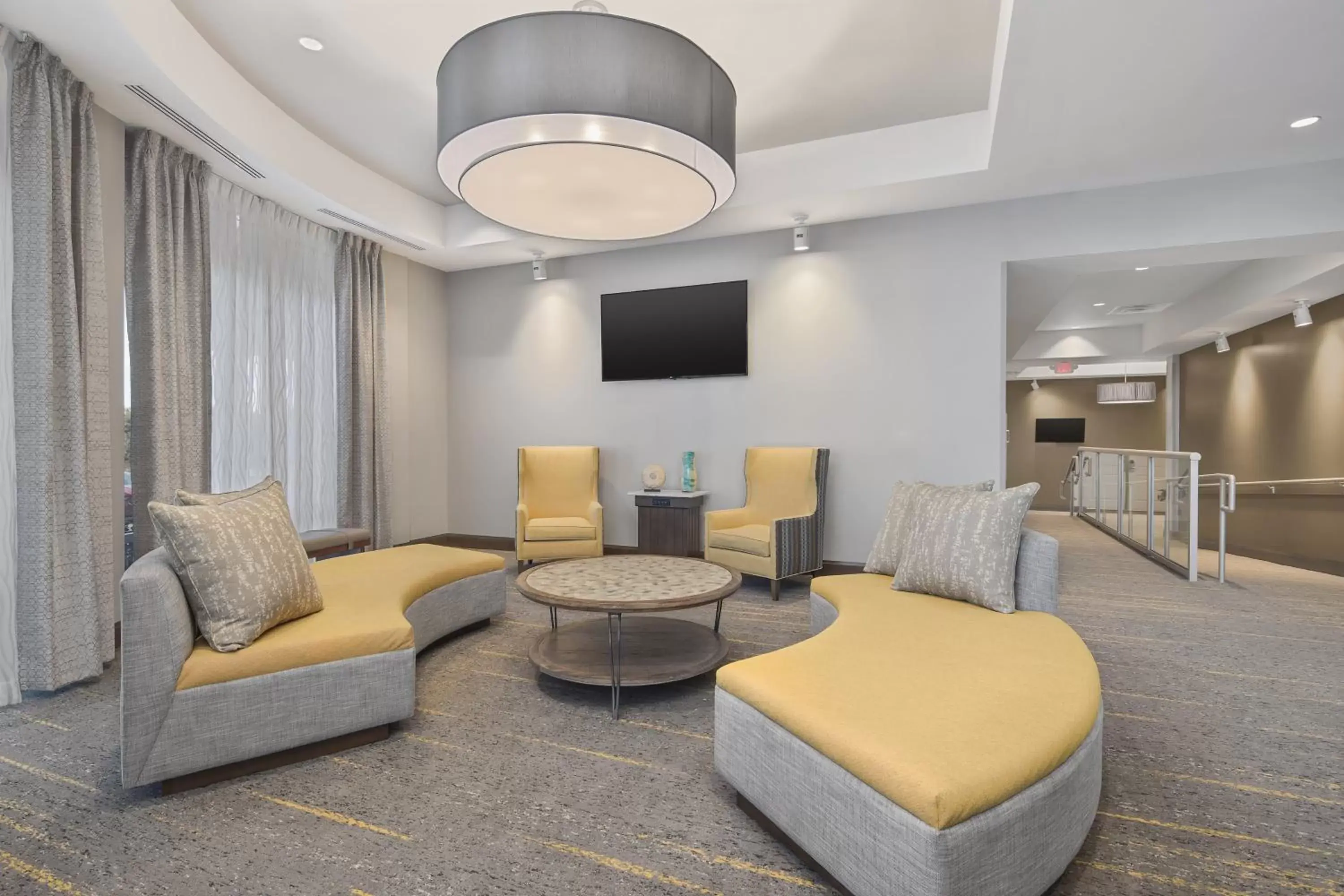 Meeting/conference room, Seating Area in Staybridge Suites - Florence Center, an IHG Hotel
