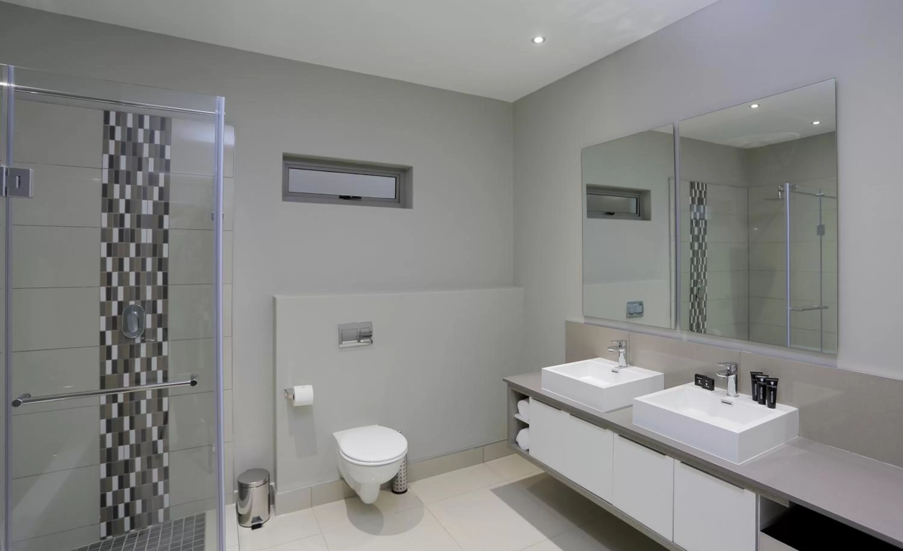 Bedroom in The Capital on Bath