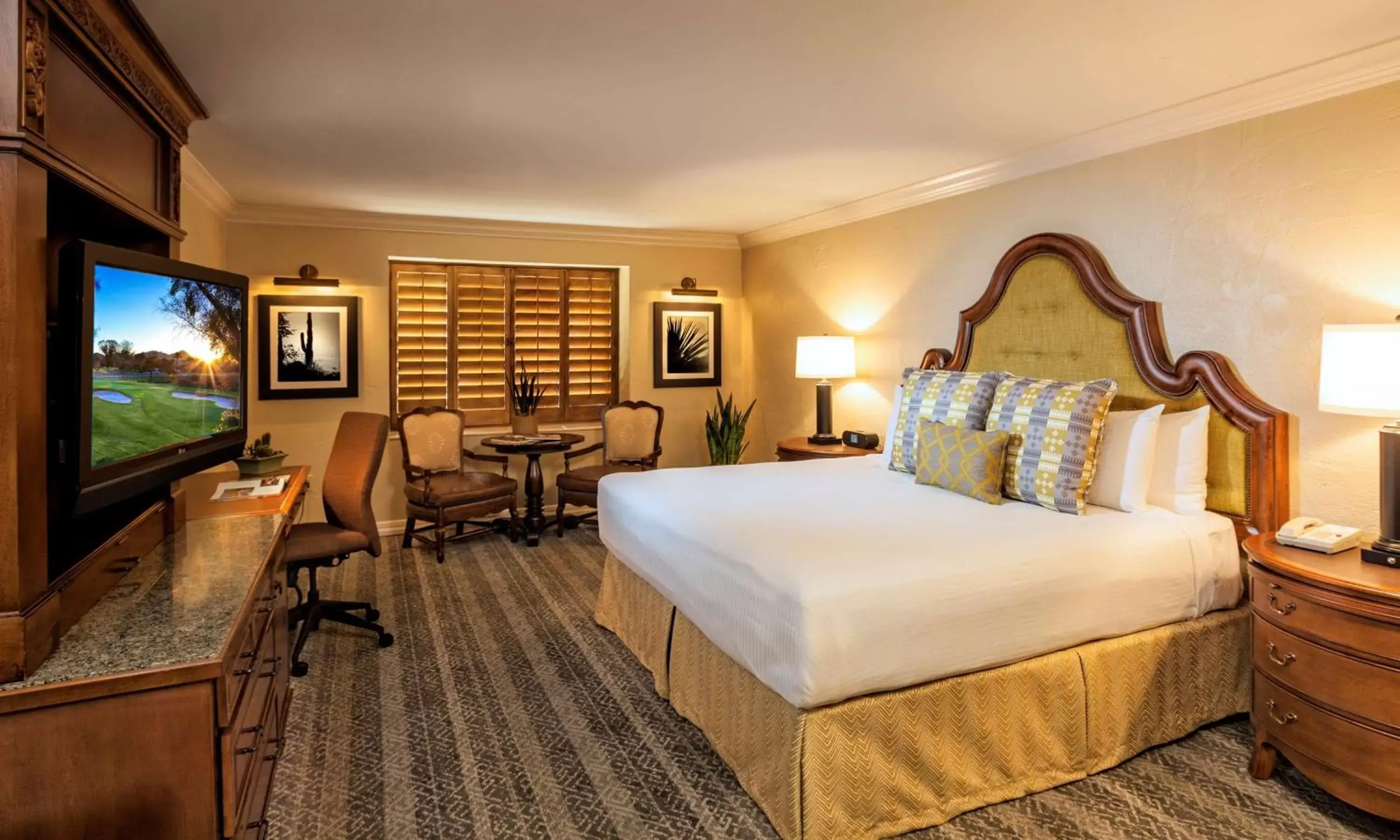 Bedroom in The Scottsdale Resort at McCormick Ranch