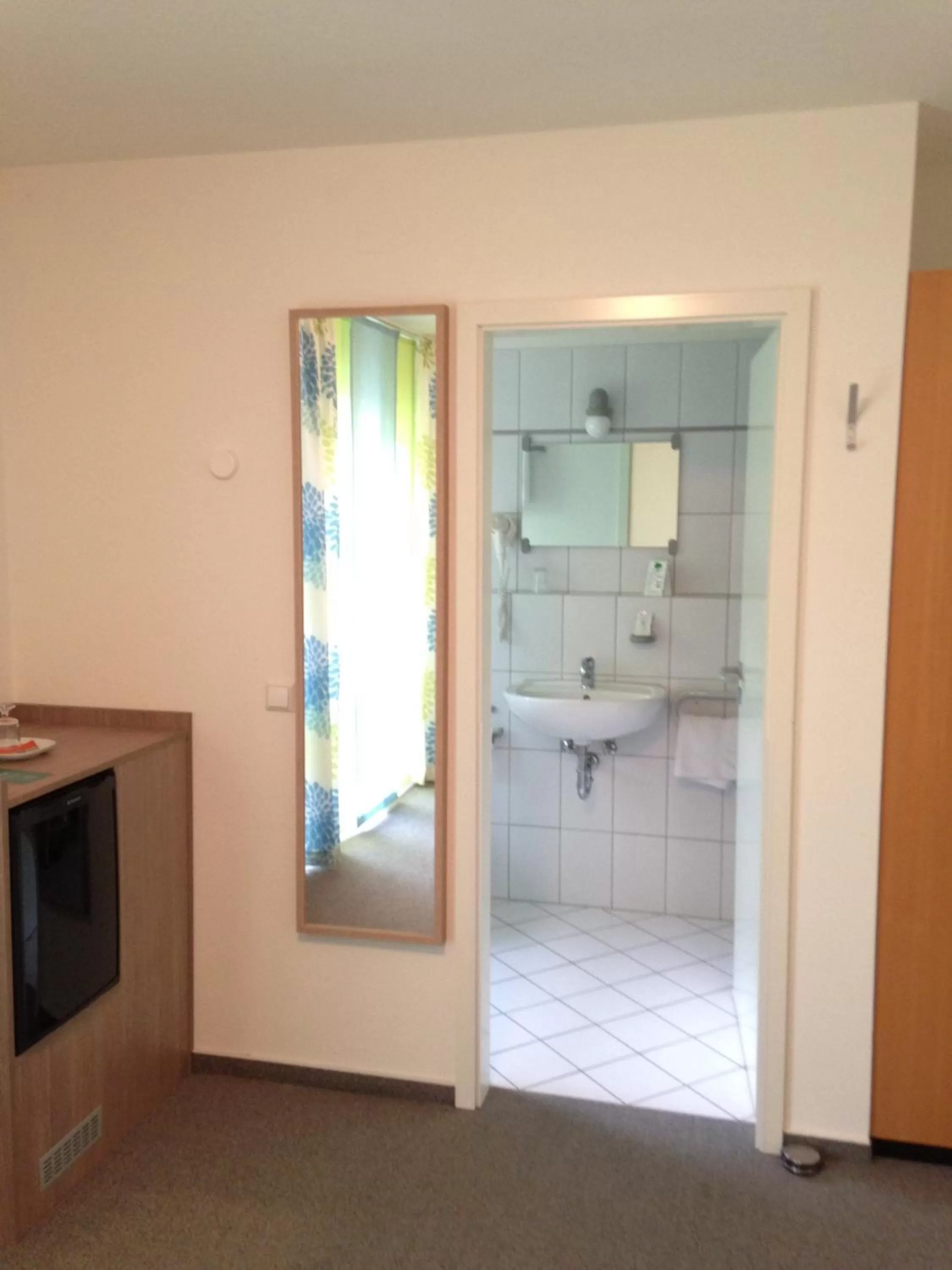 Photo of the whole room in Hotel Astra Rastatt