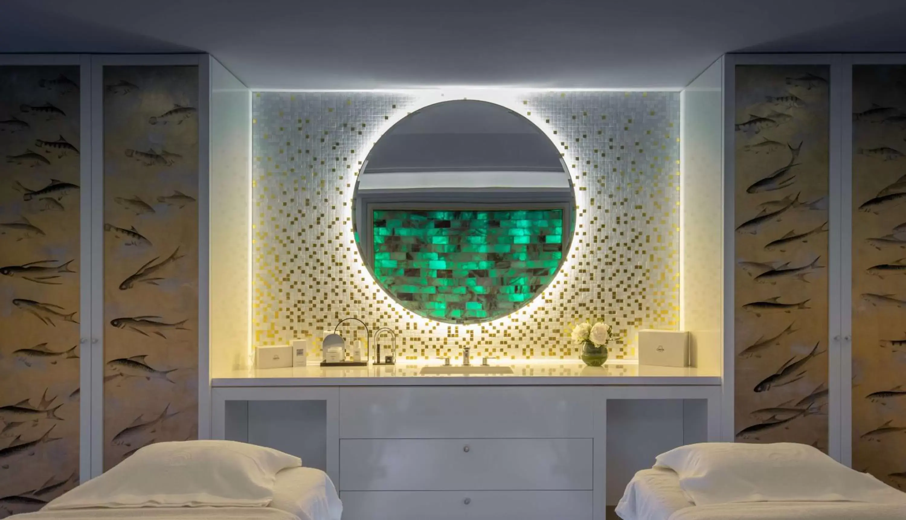 Spa and wellness centre/facilities, Bathroom in Hôtel Martinez, in The Unbound Collection by Hyatt