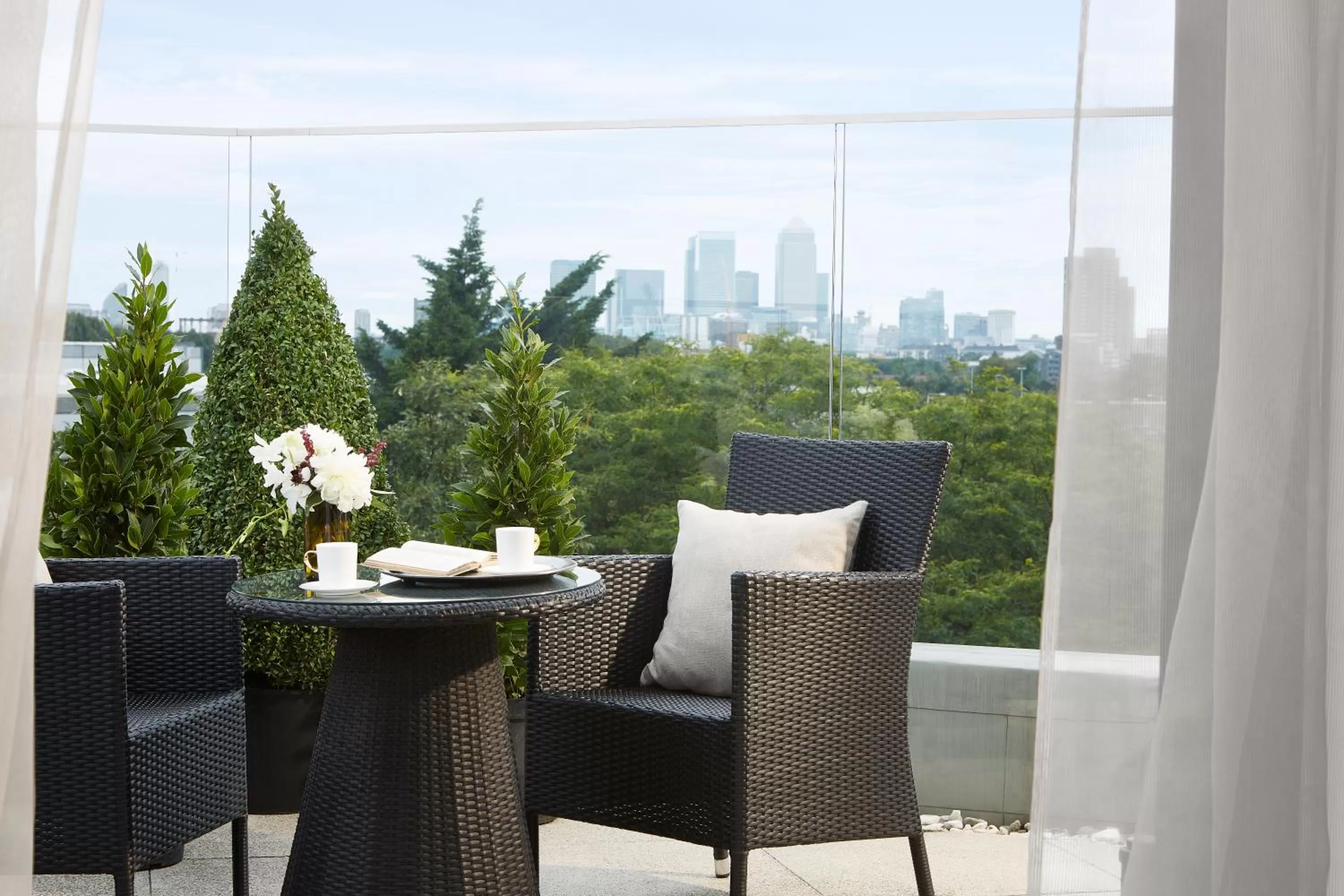 Patio in The Westbridge Hotel Stratford