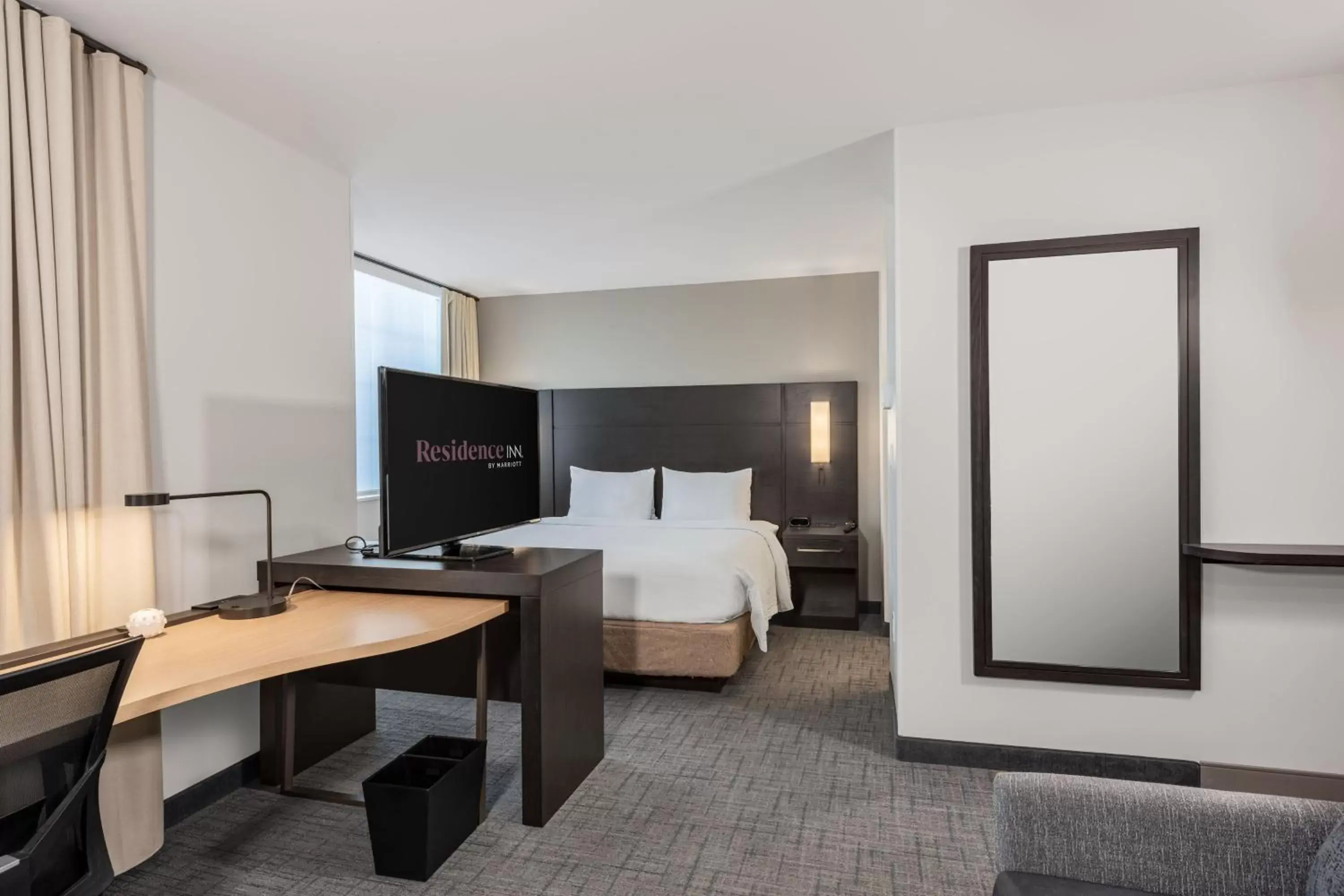 Photo of the whole room, Bed in Residence Inn Franklin Berry Farms