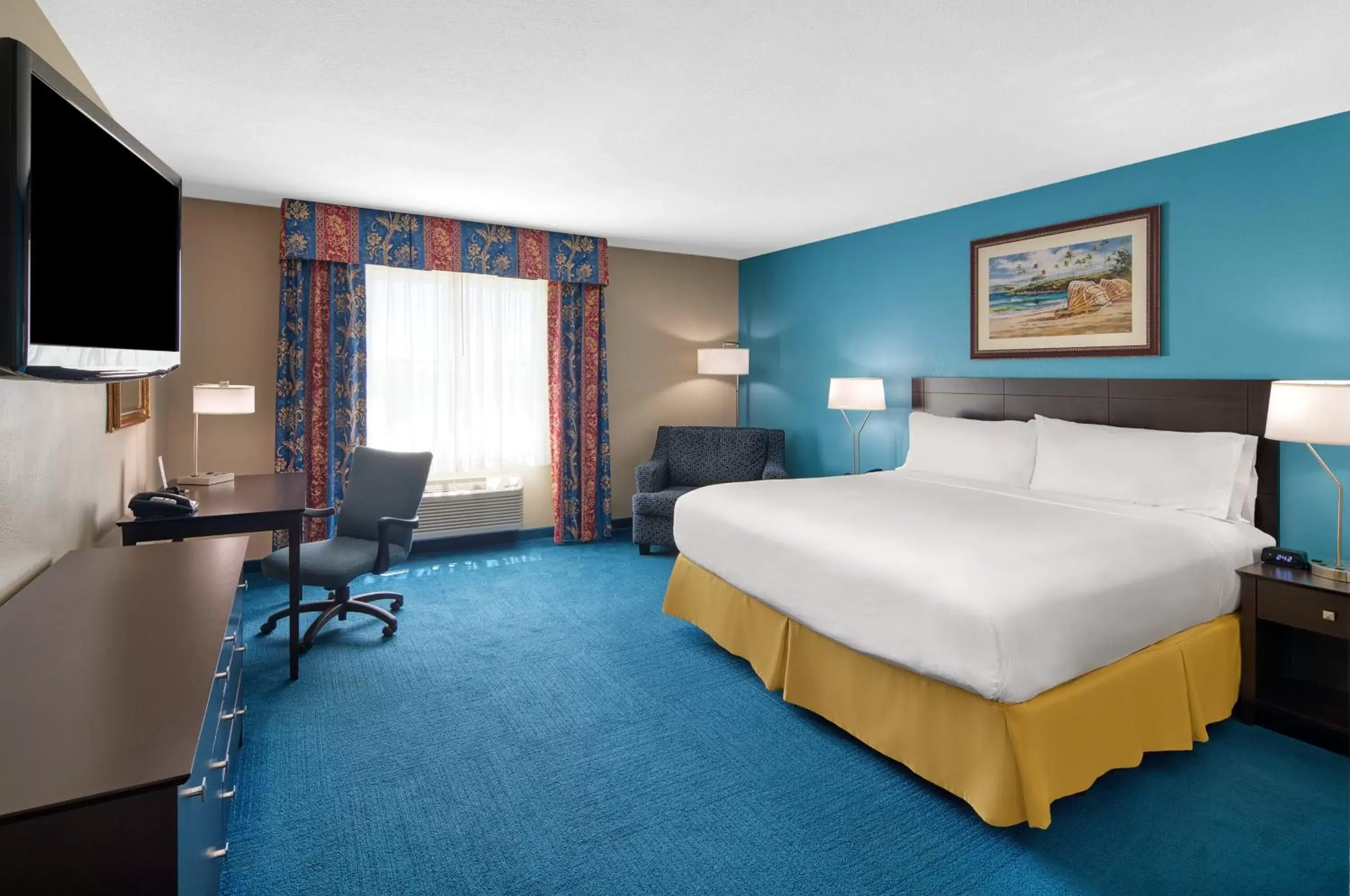 Photo of the whole room, Bed in Holiday Inn Express & Suites Miami Kendall, an IHG Hotel