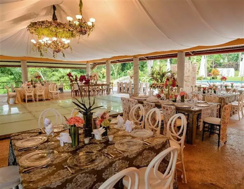 Banquet/Function facilities, Restaurant/Places to Eat in Argovia Finca Resort