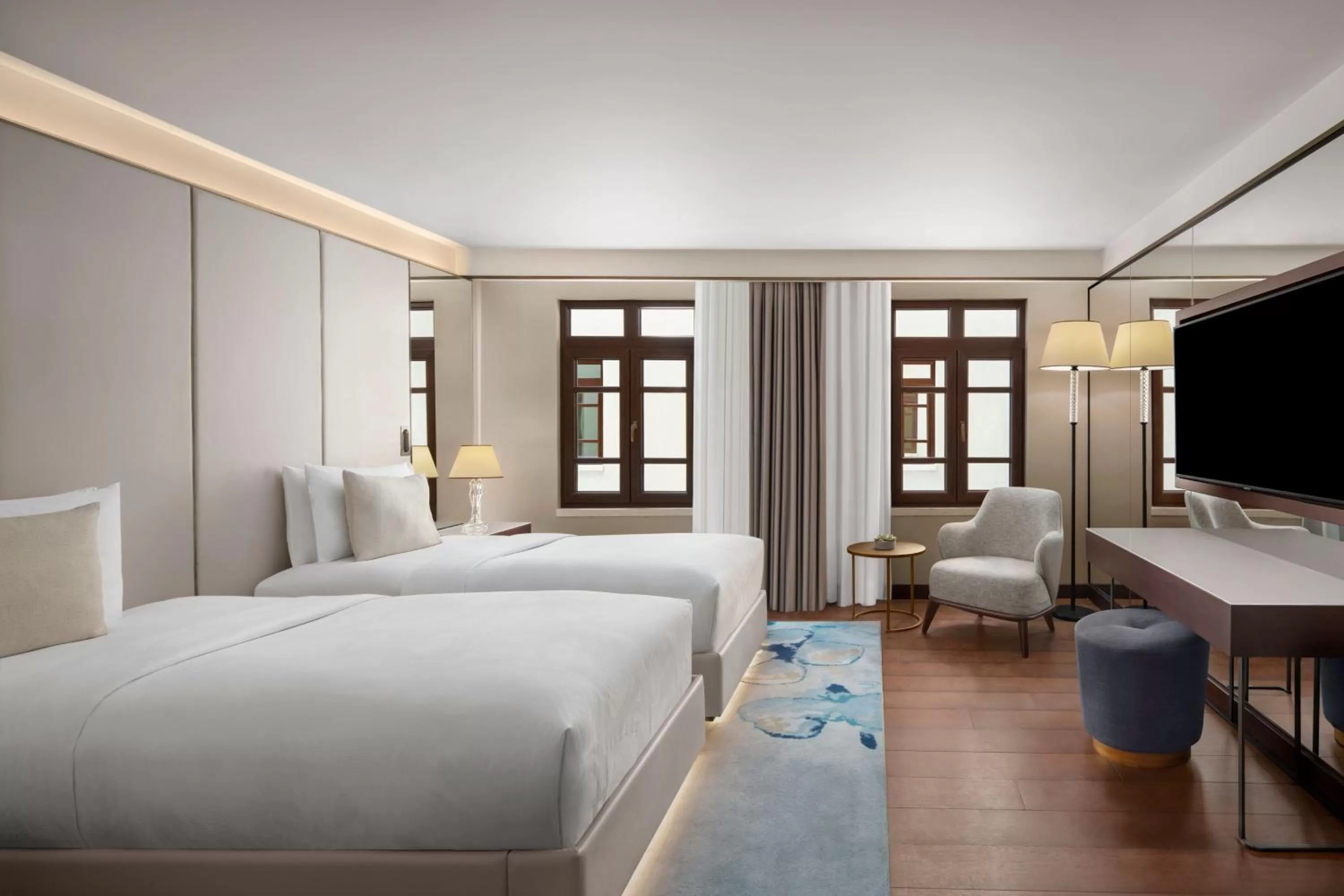 Photo of the whole room, Bed in JW Marriott Istanbul Bosphorus