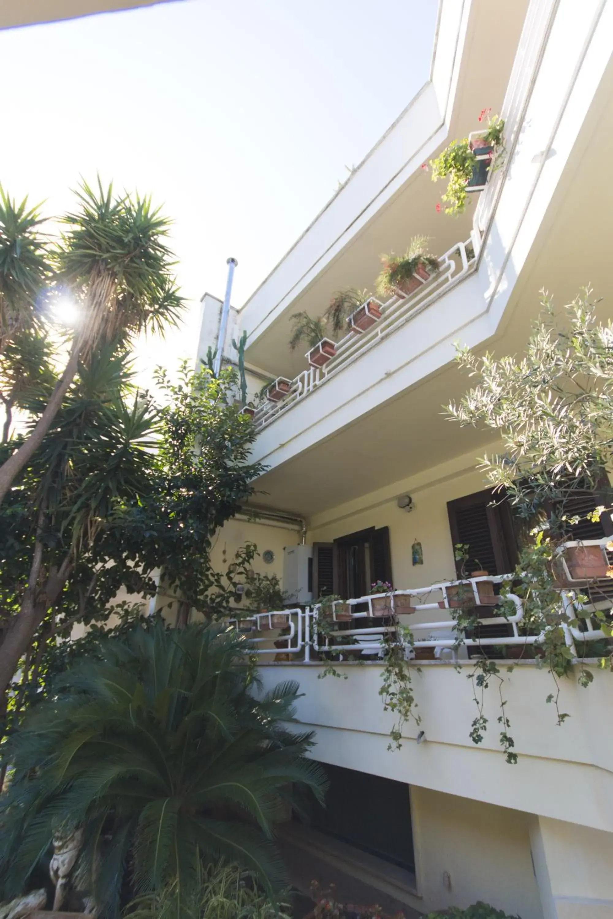 Facade/entrance, Balcony/Terrace in B&B Luxury