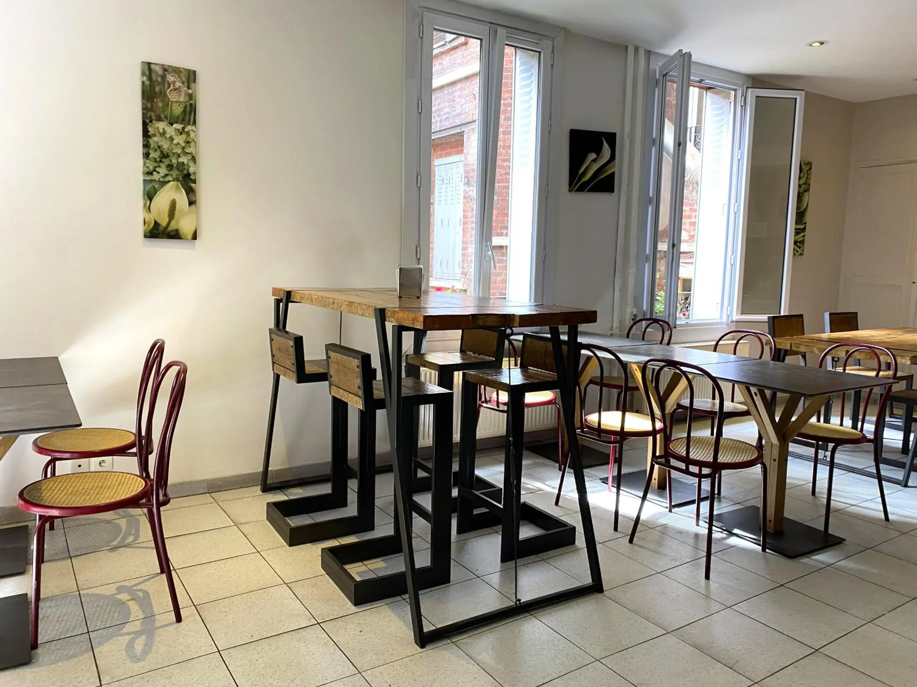 Breakfast, Restaurant/Places to Eat in Timhotel Boulogne Rives De Seine