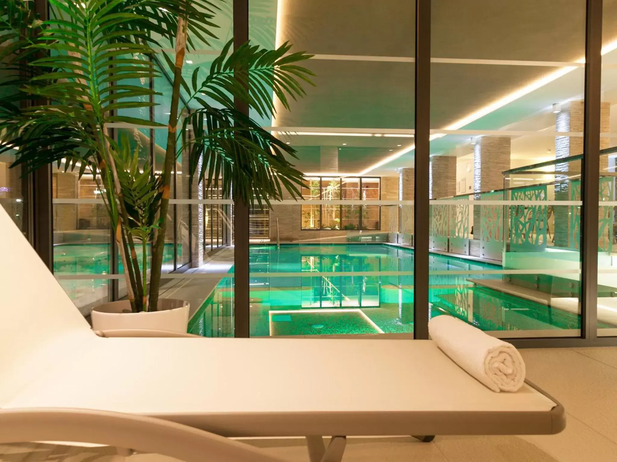 Swimming Pool in Hotel Europeo Alpine Charme & Wellness