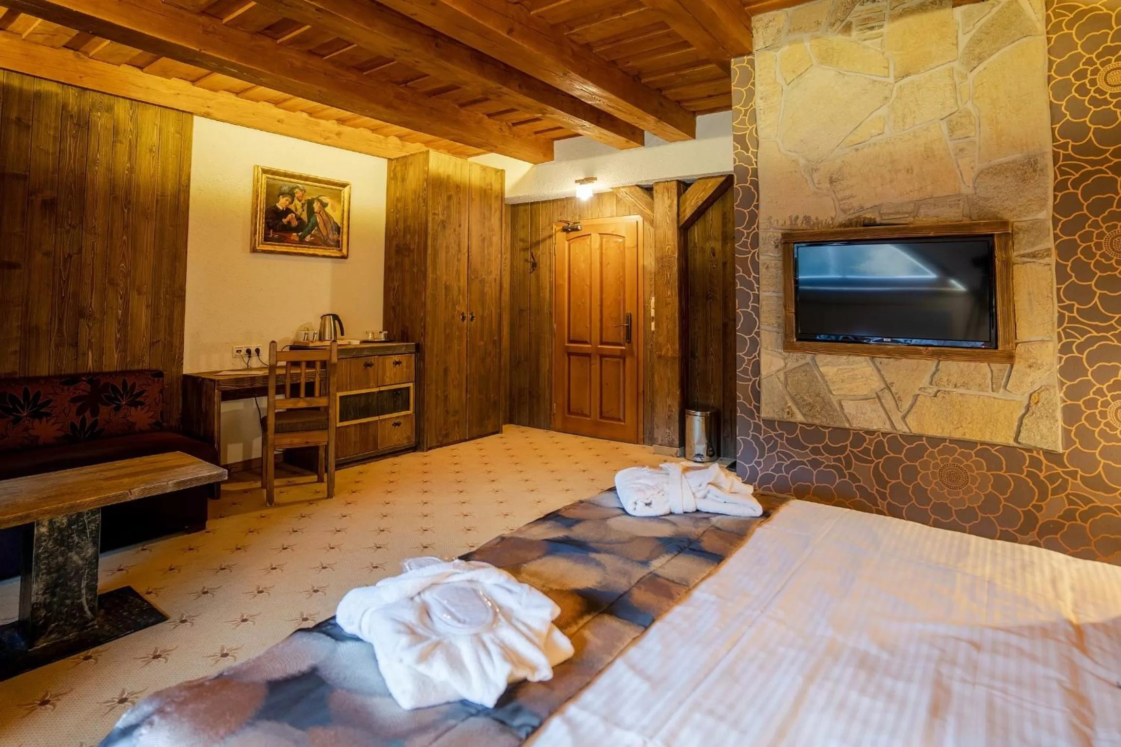 Photo of the whole room, Bed in Hotel Strachanovka - Jánska Koliba