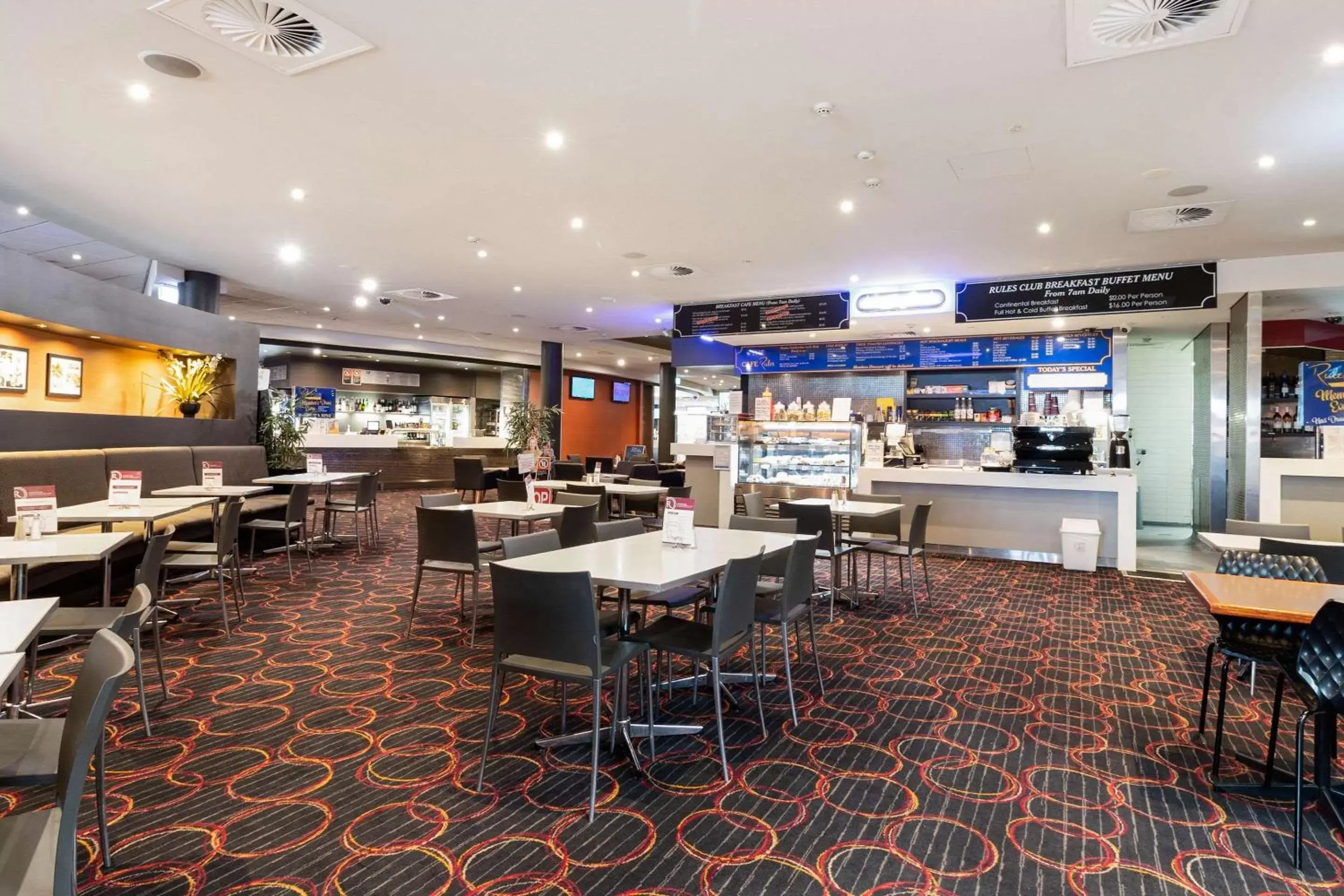 Restaurant/Places to Eat in Quality Hotel Rules Club Wagga