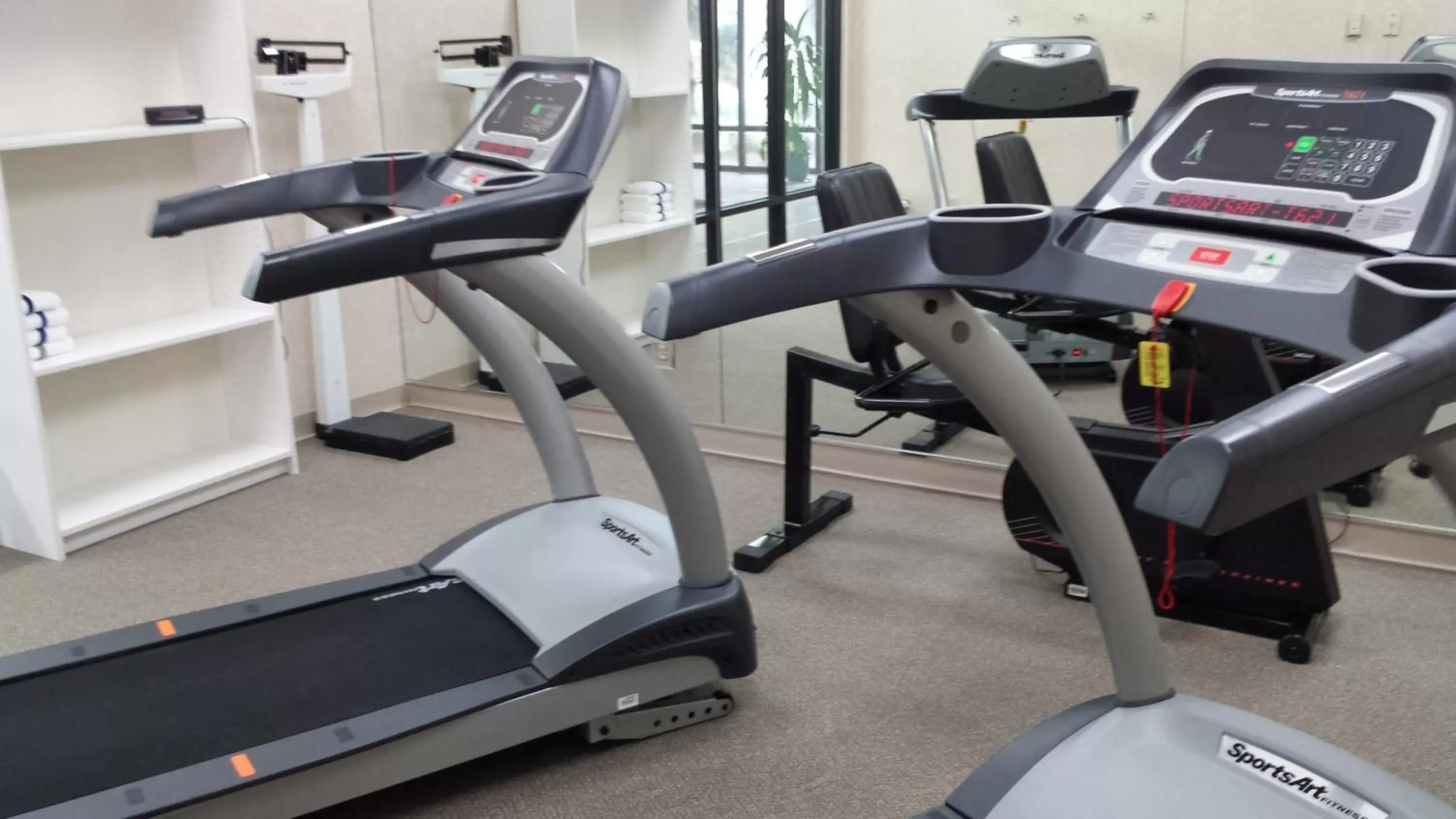 Fitness centre/facilities, Fitness Center/Facilities in Evergreen Inn & Suites