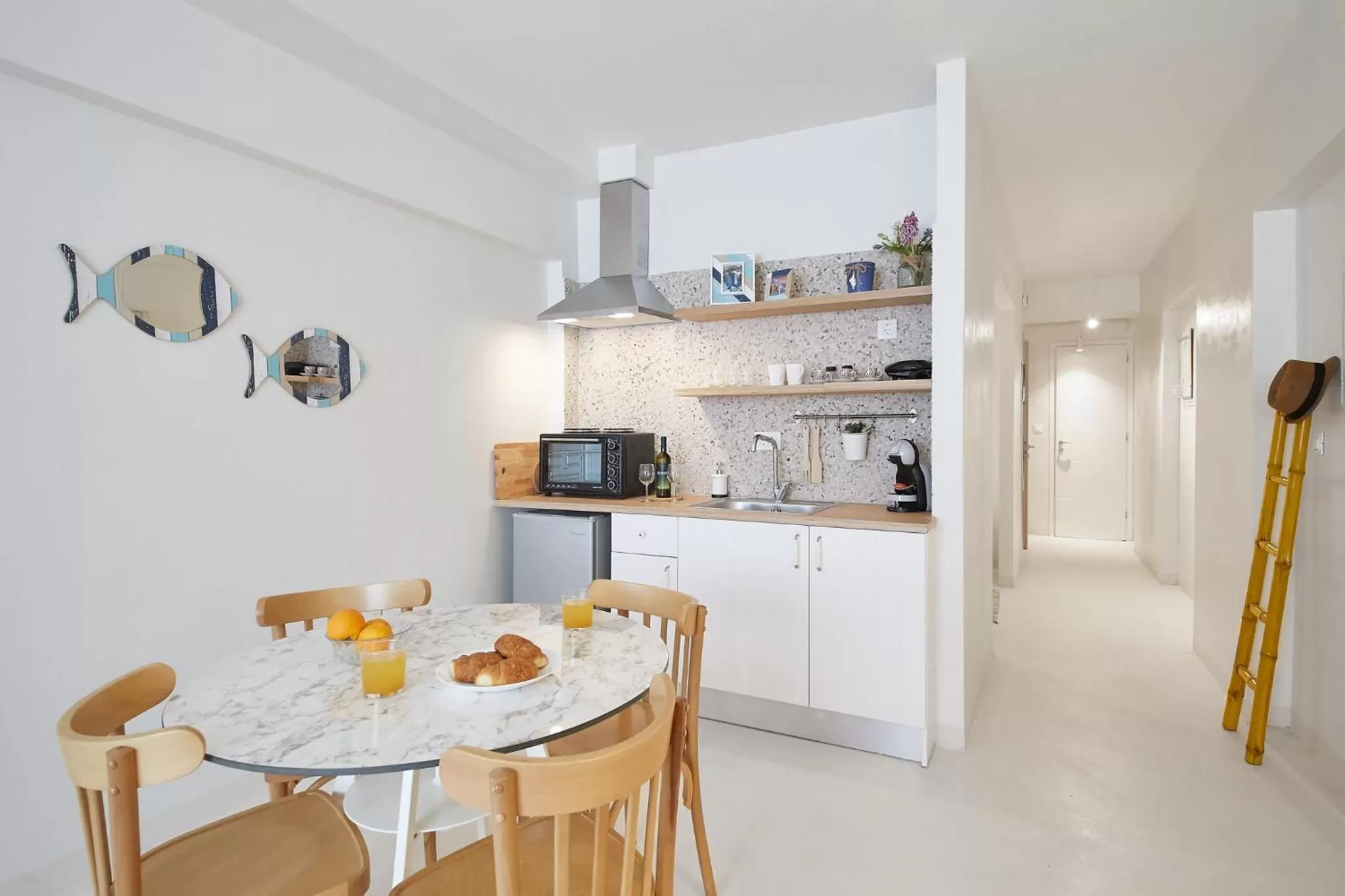 Kitchen or kitchenette, Kitchen/Kitchenette in toStay-Unique apartment hotel in Athens center!