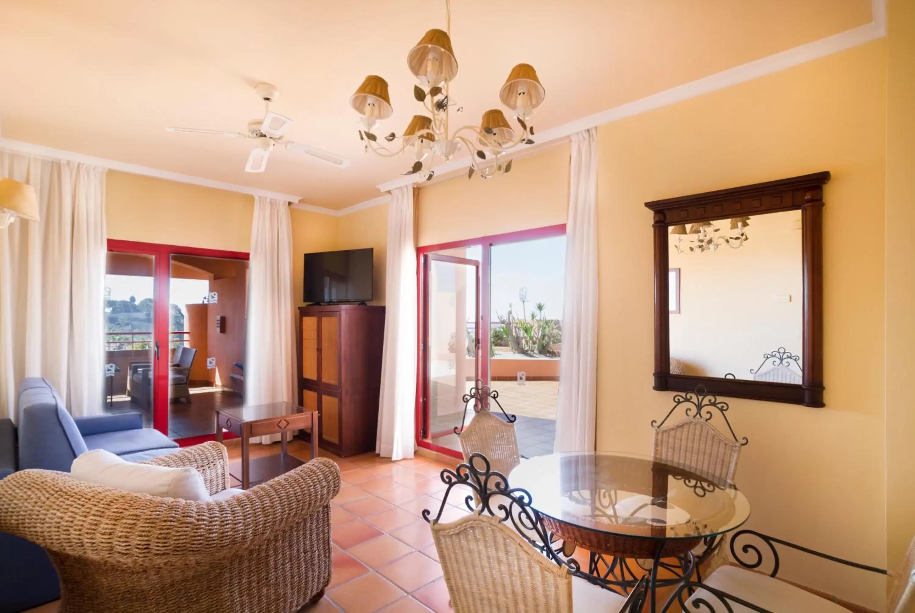Living room, Seating Area in Ibersol Almuñecar Beach & Spa Hotel
