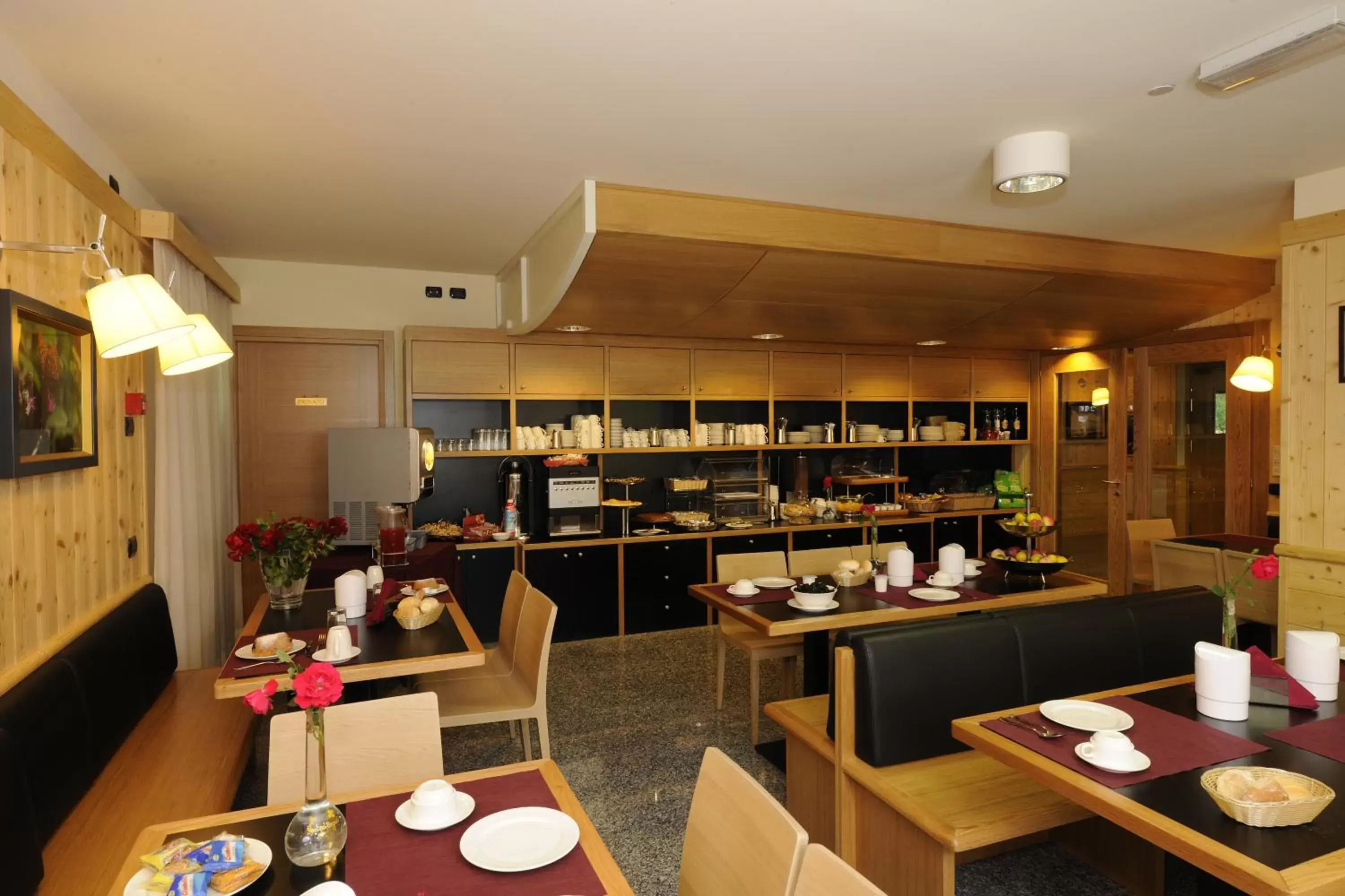 Breakfast, Restaurant/Places to Eat in Hotel Garni Pegrà