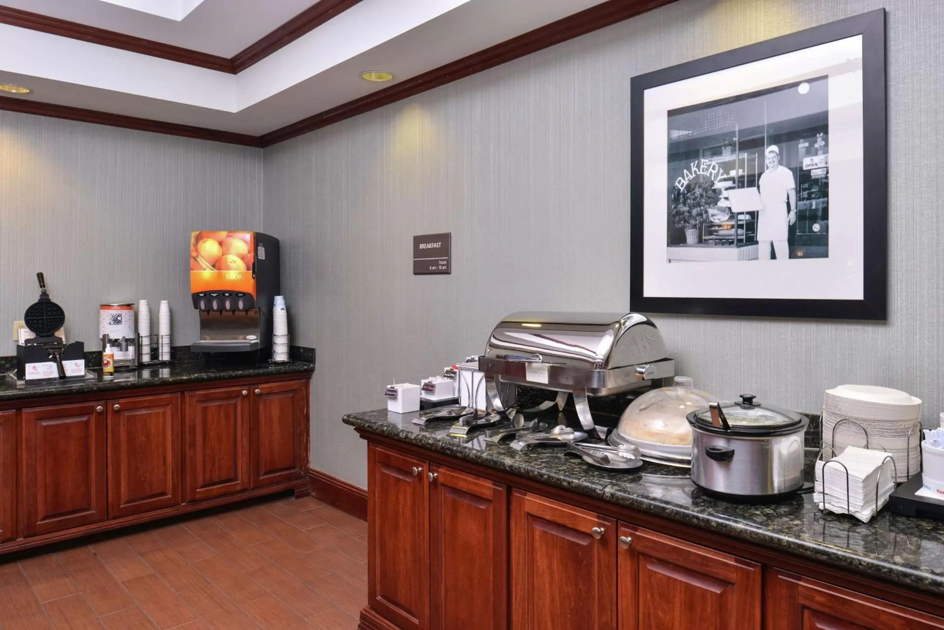 Dining area, Restaurant/Places to Eat in Hampton Inn Harrison