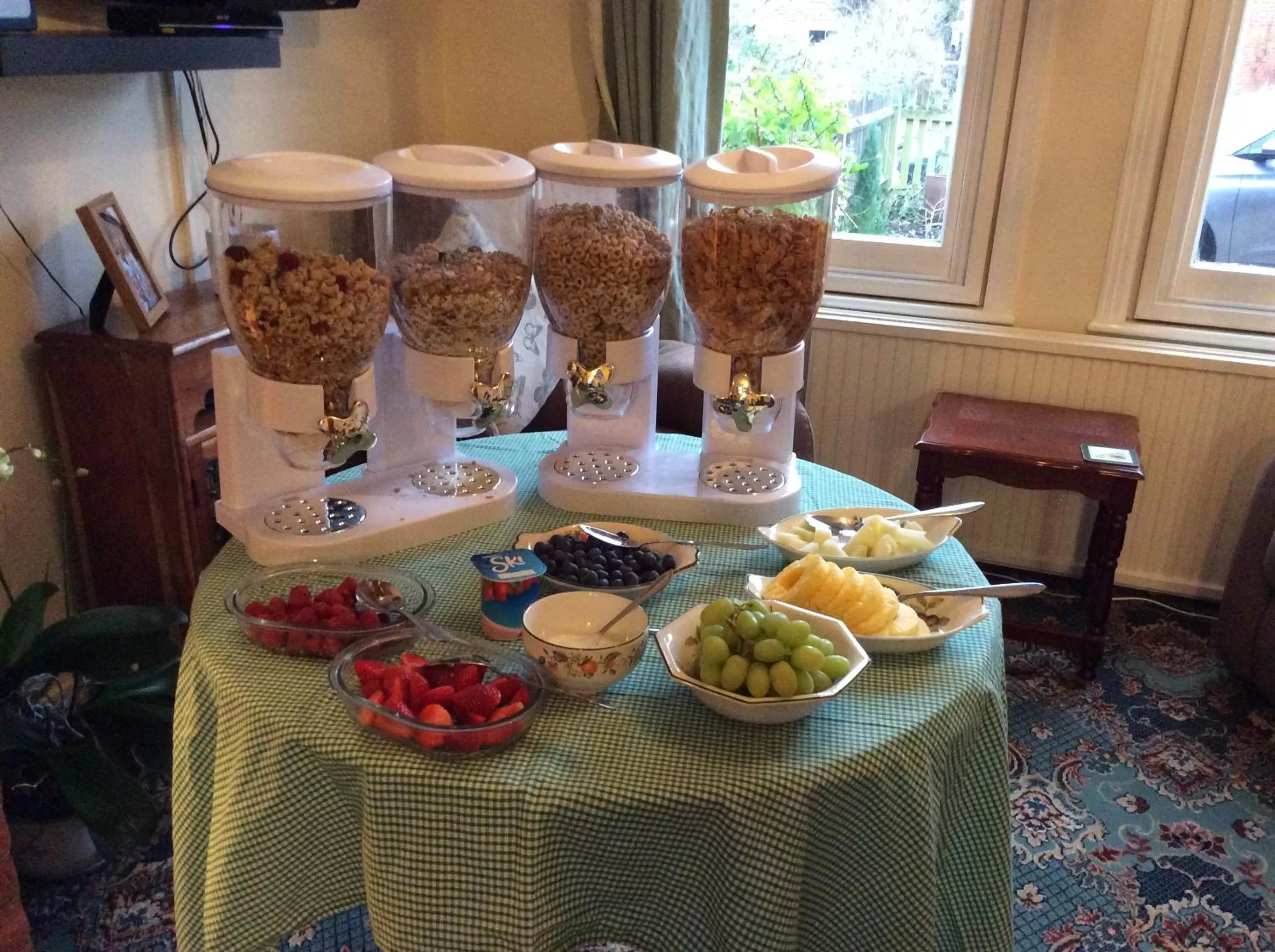 Food in Melrose cottage