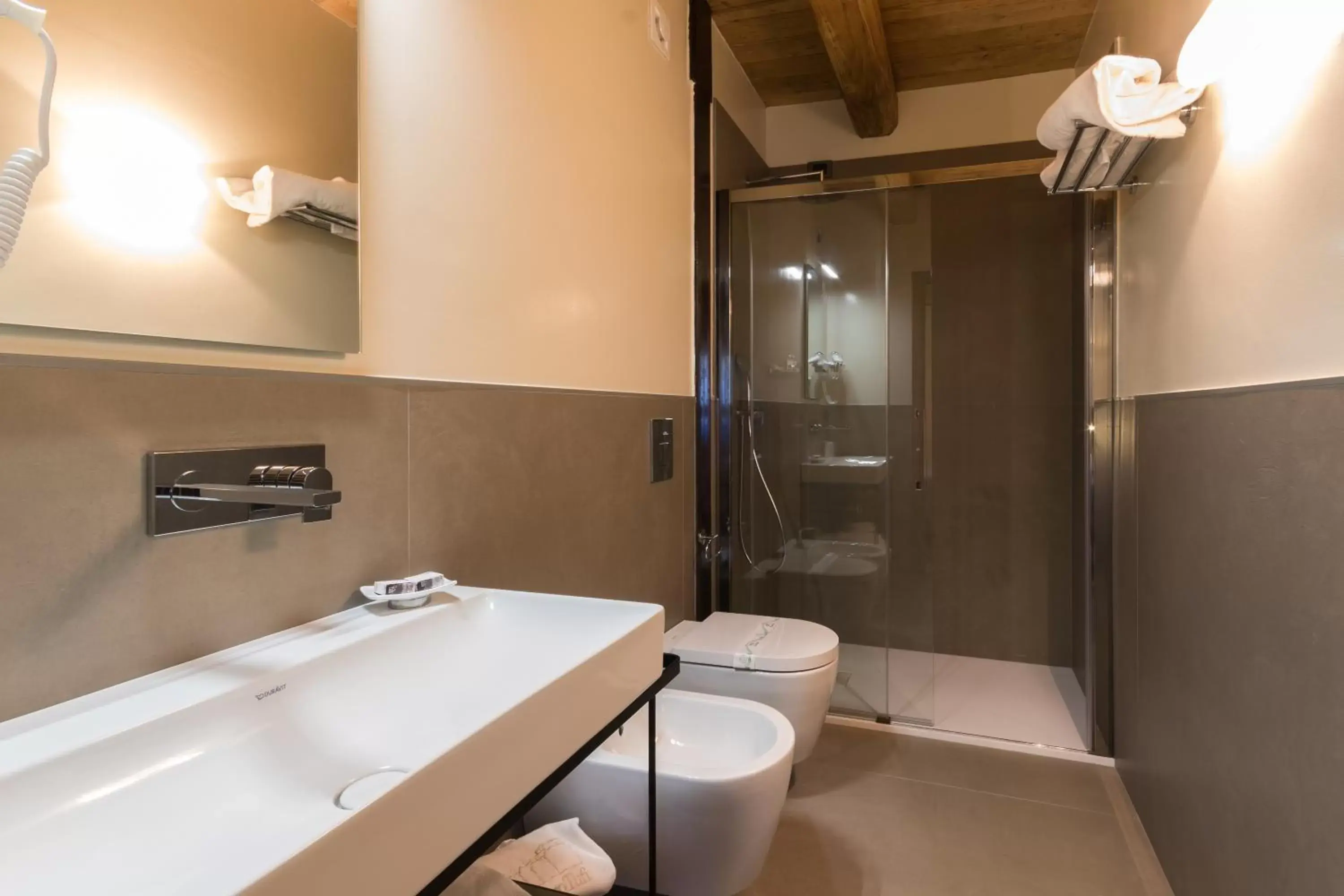 Shower, Bathroom in Borgotufi Albergo Diffuso