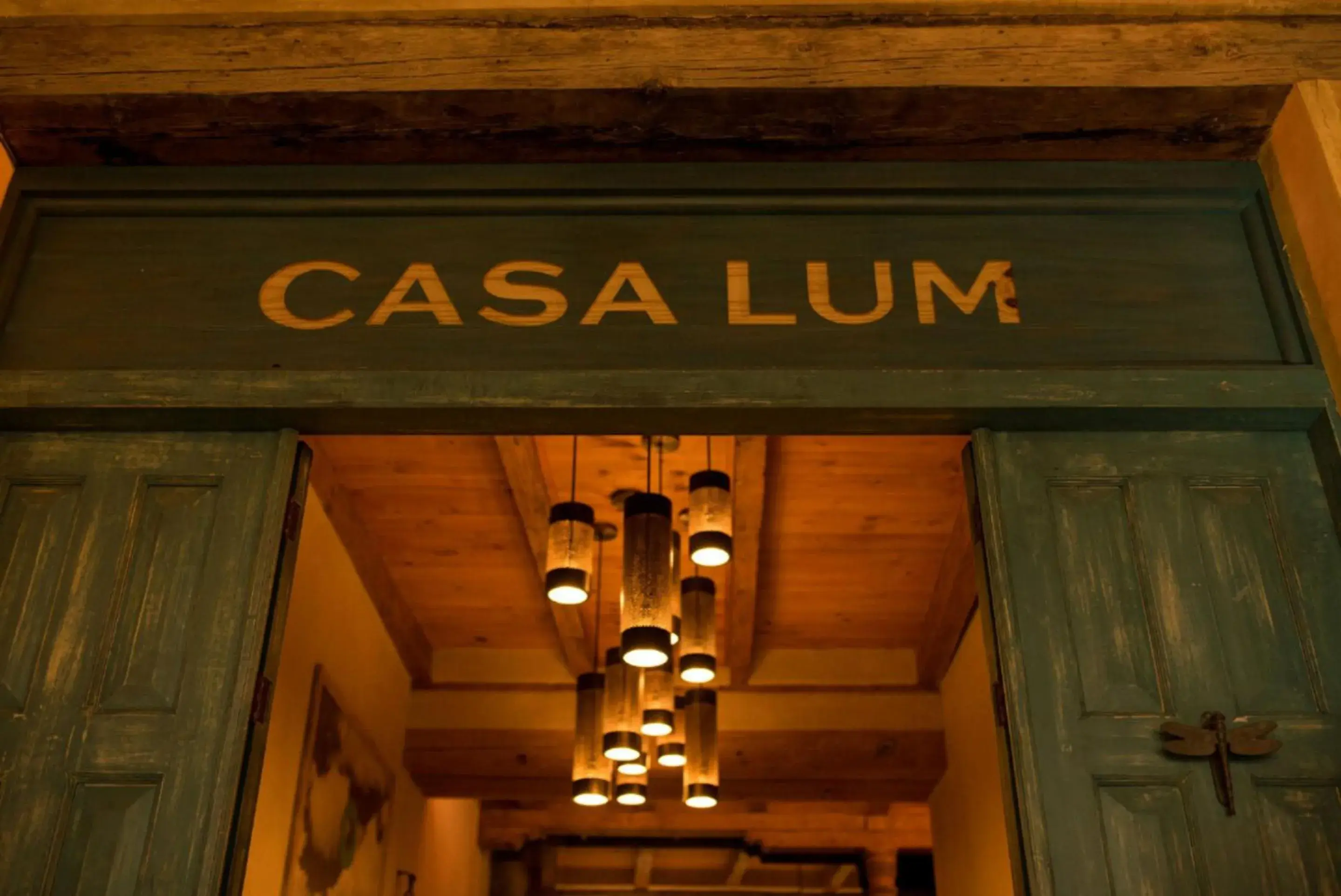 Facade/entrance in Casa Lum