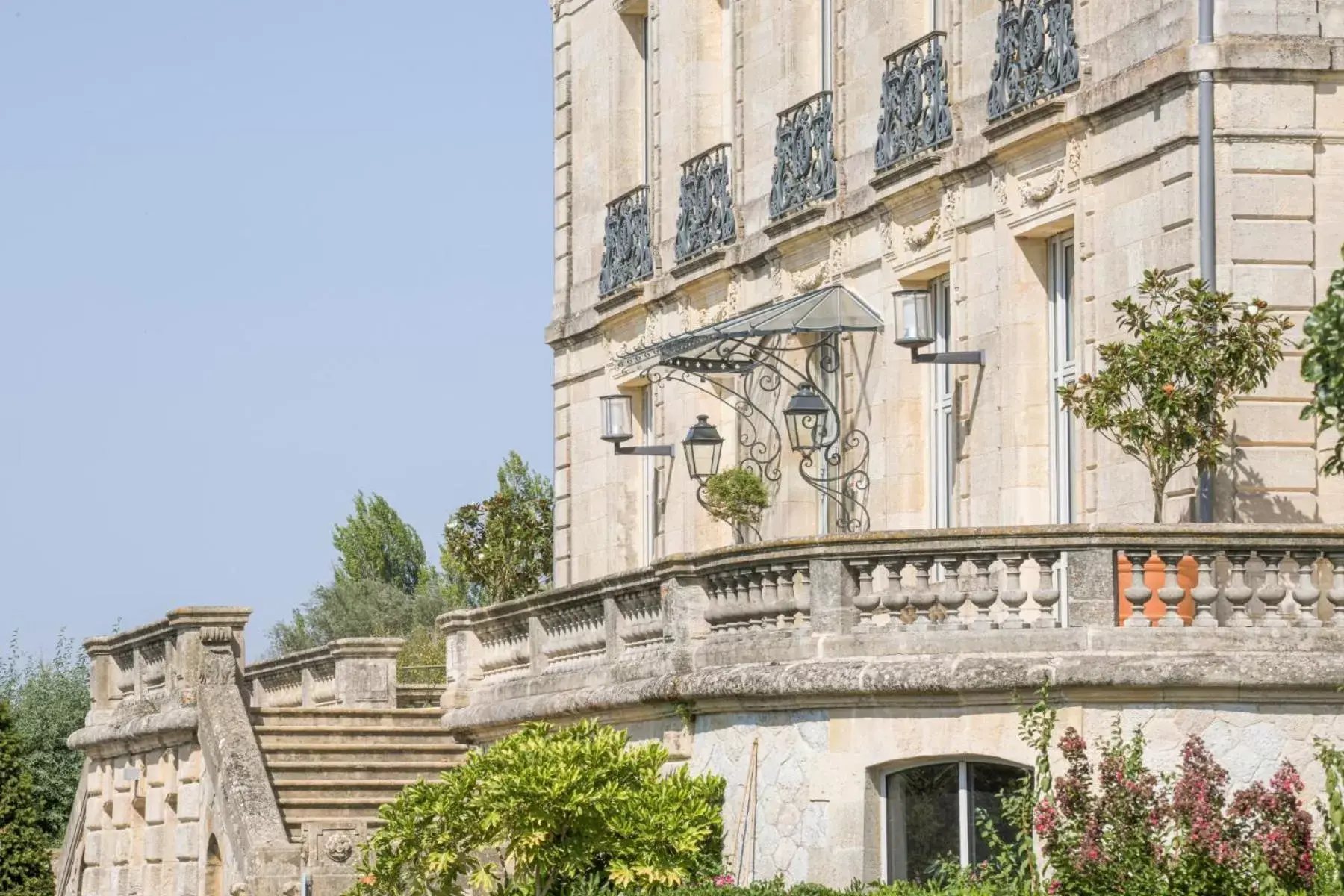 Property Building in Château Grattequina Hôtel