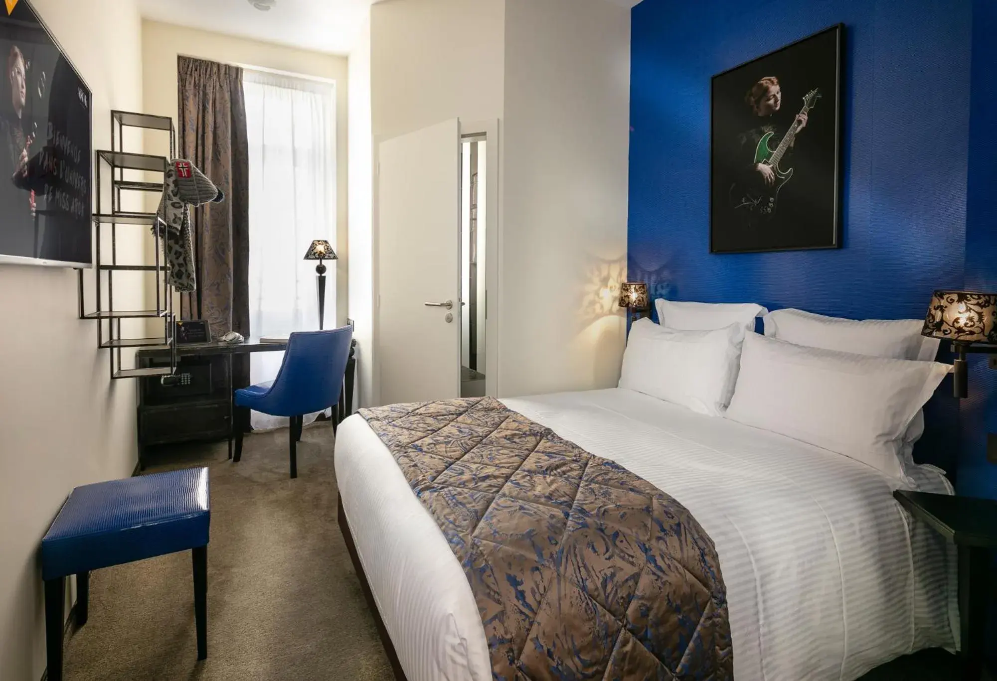 Economy Double Room in Hotel Arok Economy Double Room in Hotel Arok