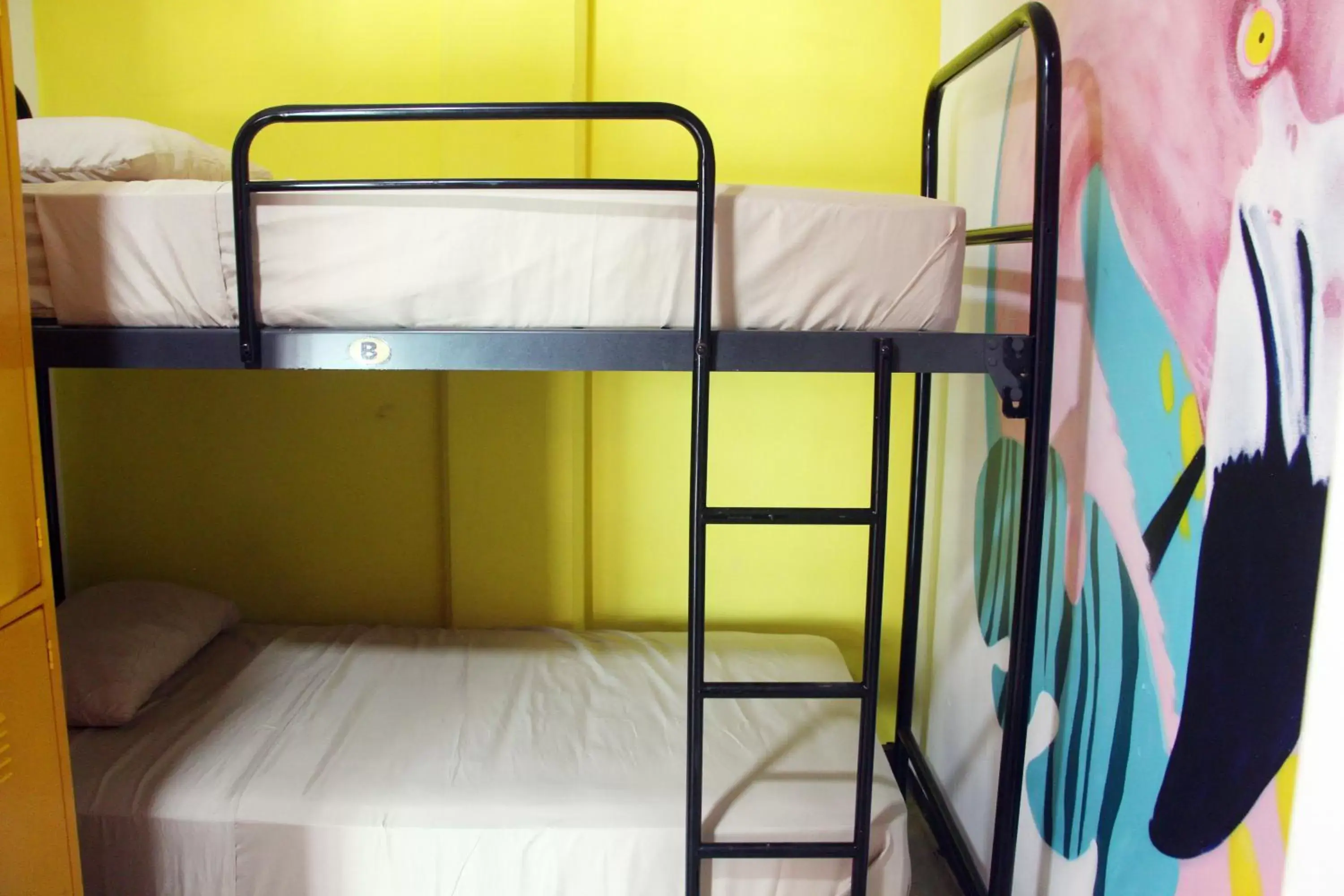 Photo of the whole room, Bunk Bed in Hotel & Hostal Casa de Luz Cancun