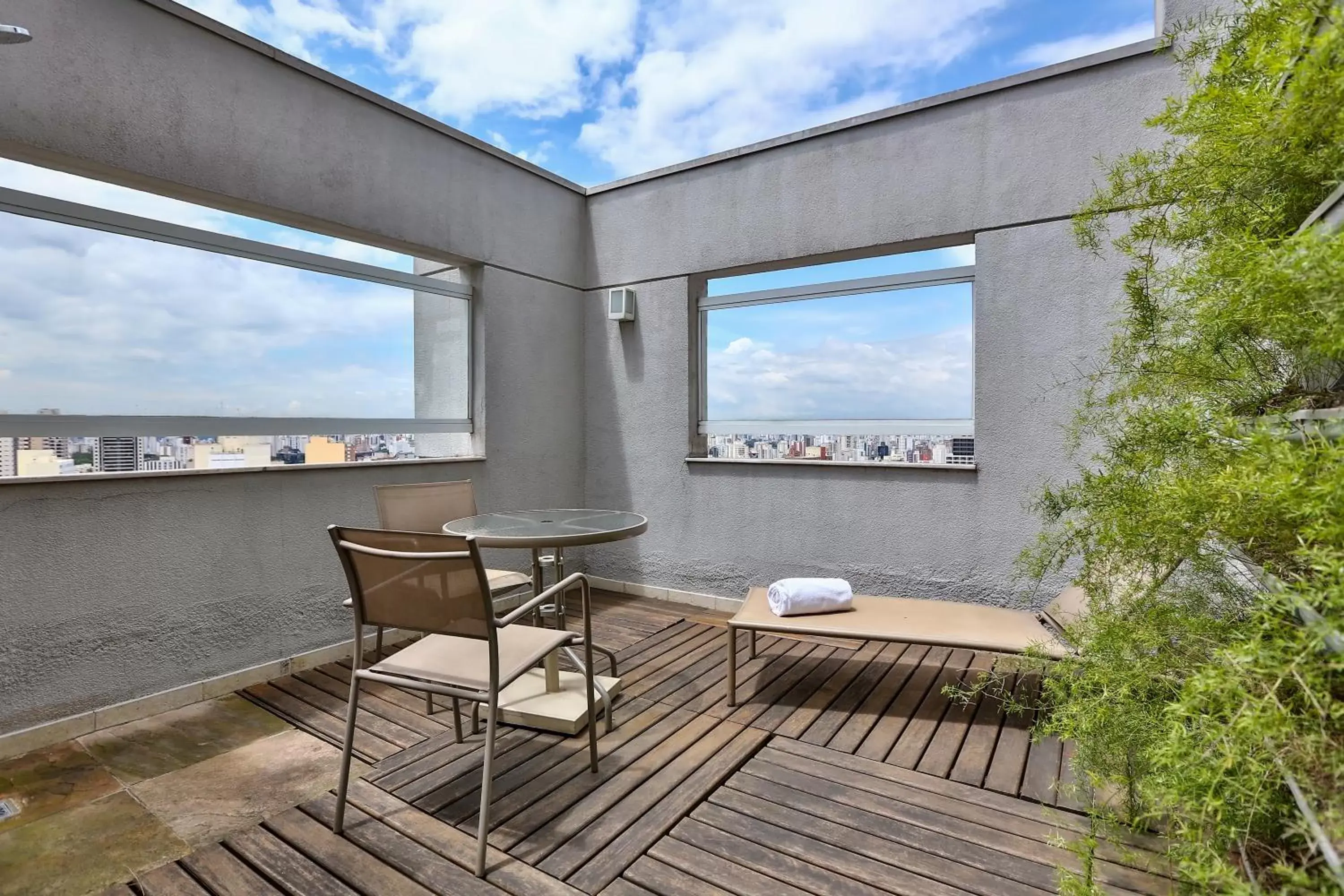 Balcony/Terrace in Comfort Nova Paulista