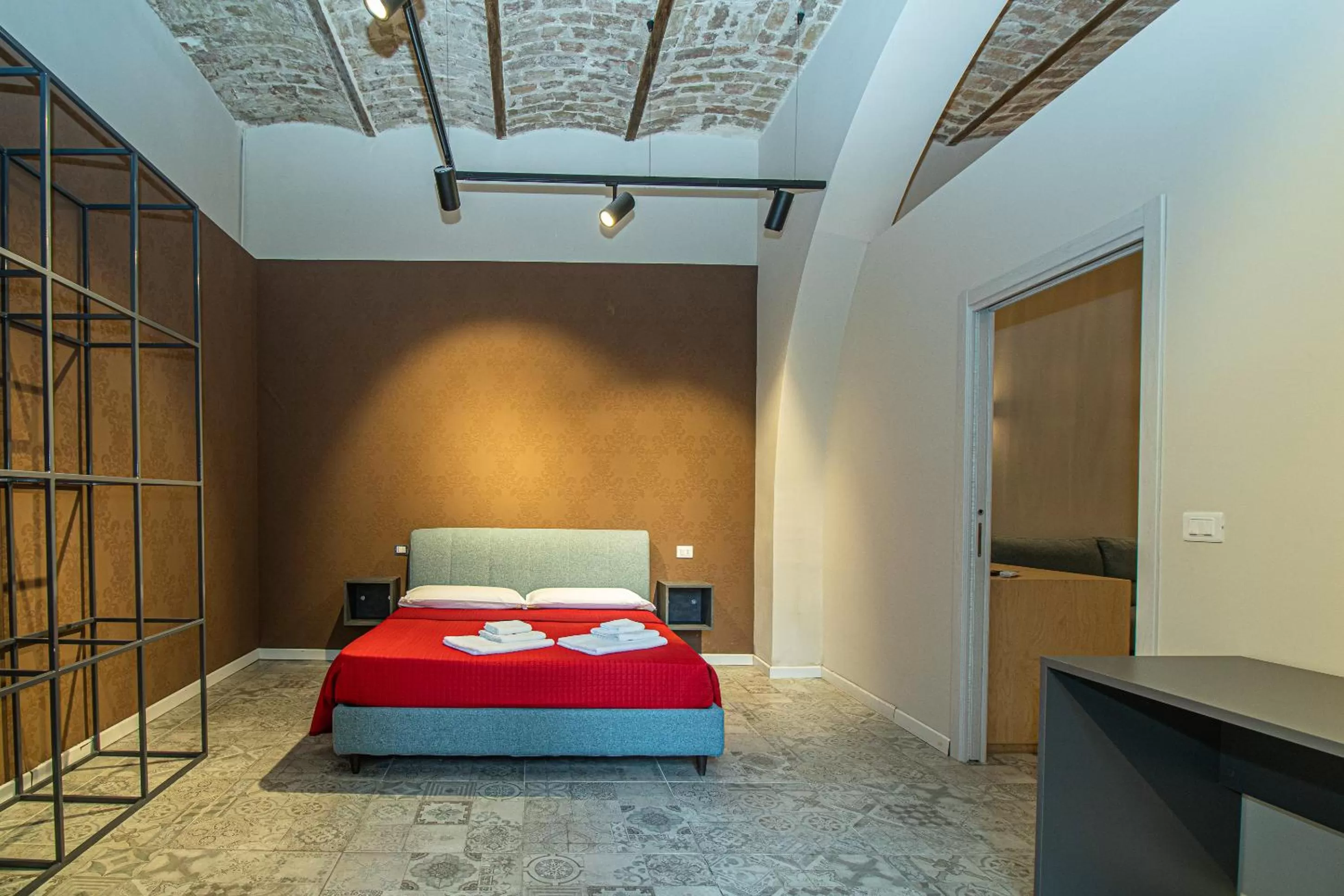 Photo of the whole room, Bed in suebi rooms