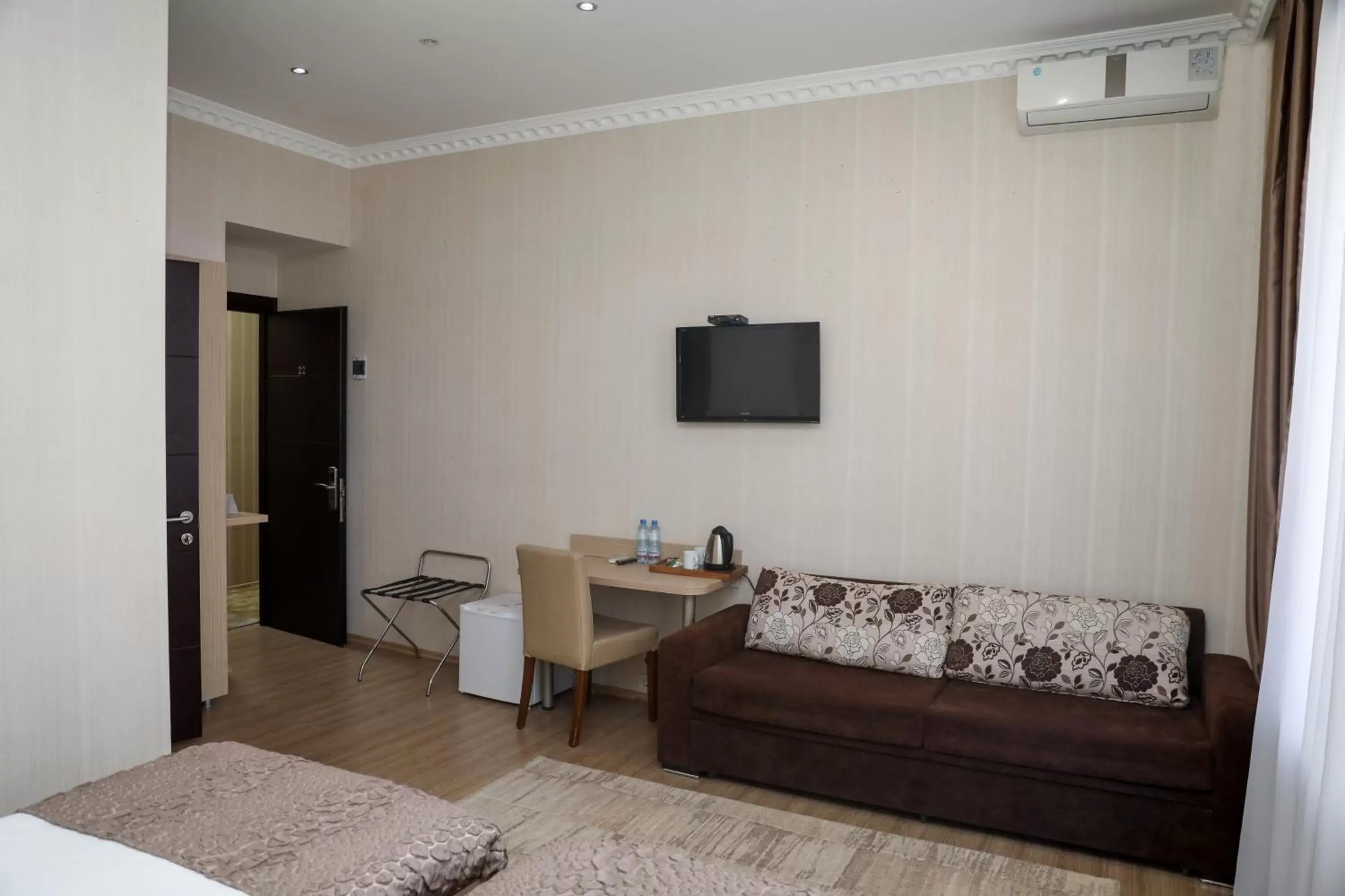 Quadruple Room in Rustaveli Palace Quadruple Room in Rustaveli Palace