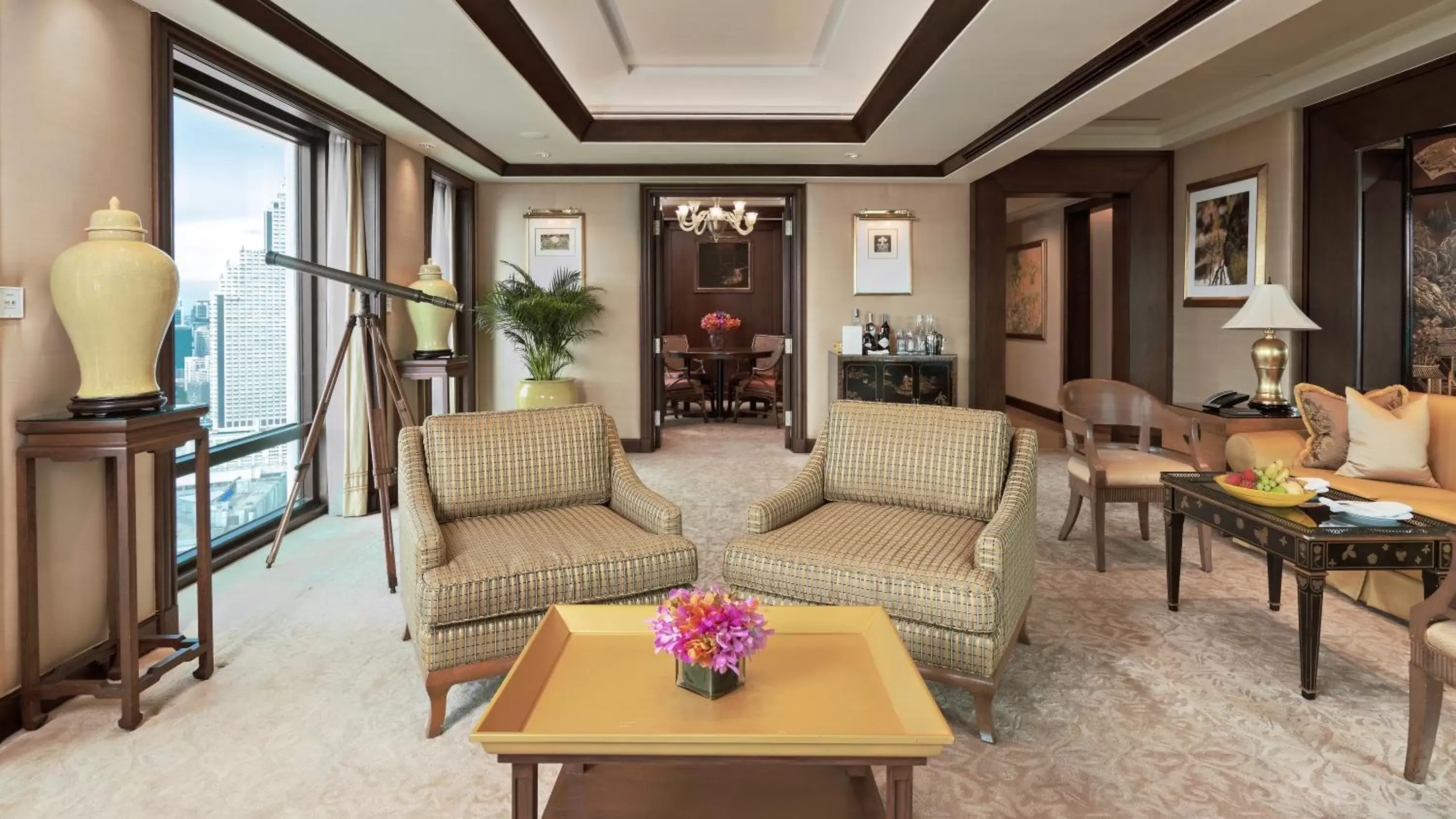 Living room, Seating Area in The Peninsula Bangkok - SHA Extra Plus