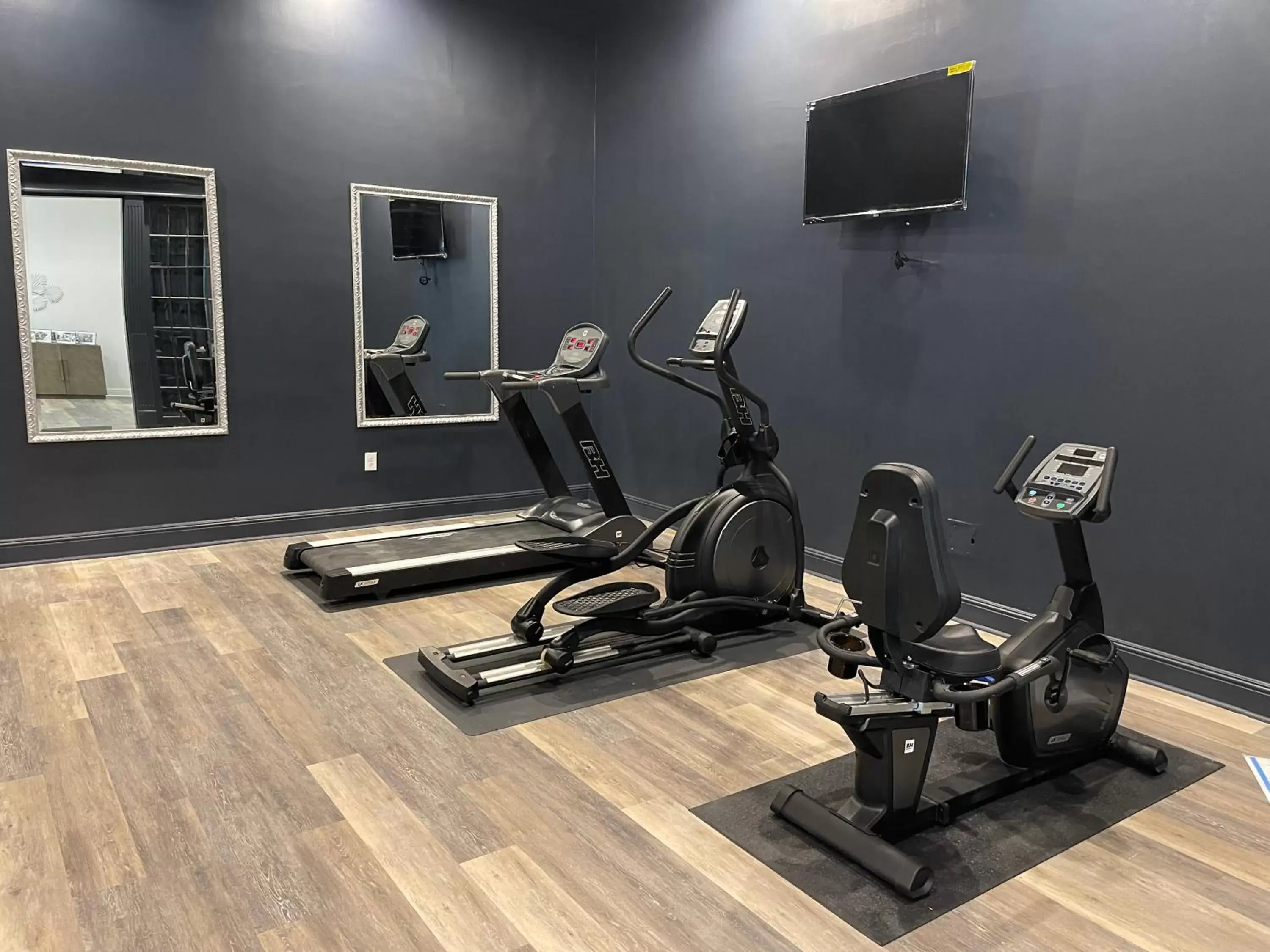 Fitness centre/facilities, Fitness Center/Facilities in Mulberry Vicksburg