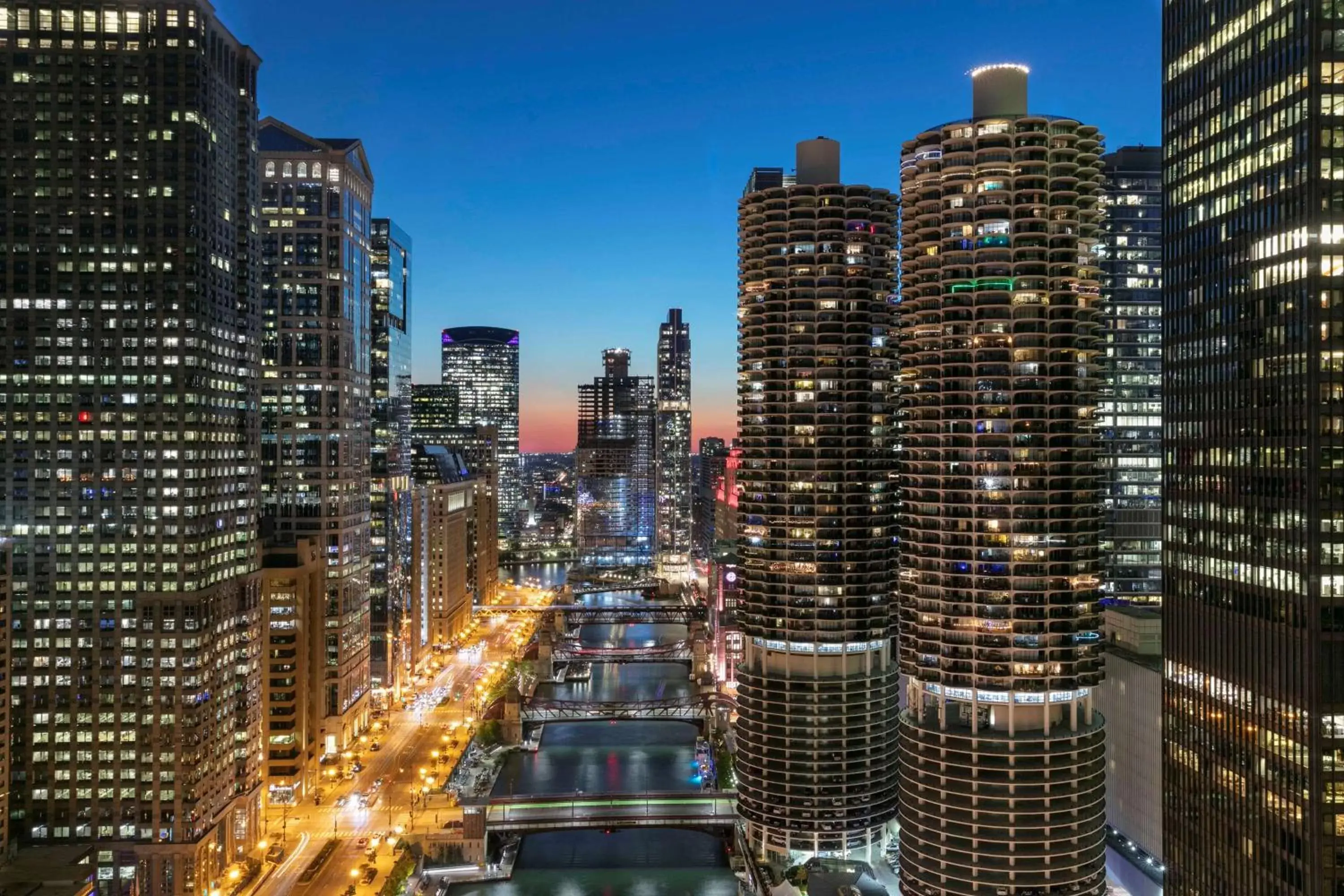 Property building in The Royal Sonesta Chicago Downtown