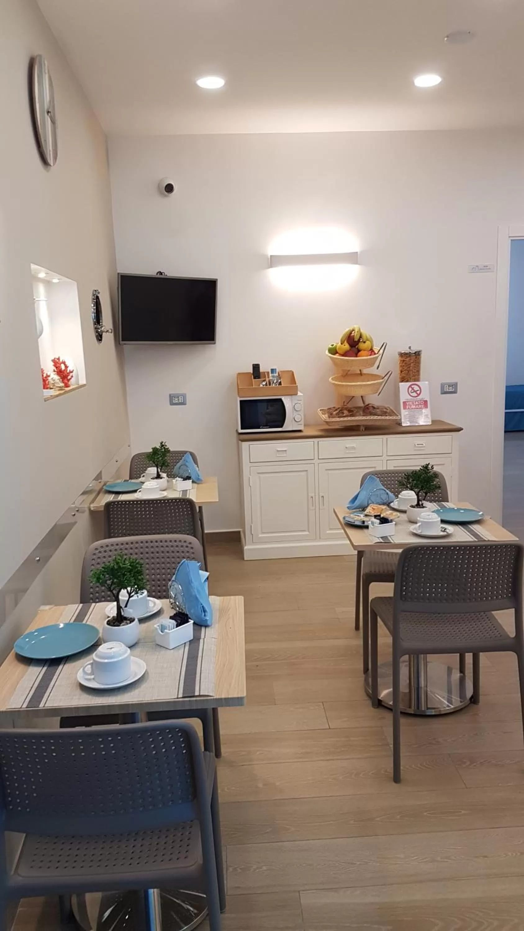 Dining area in Antica Capri