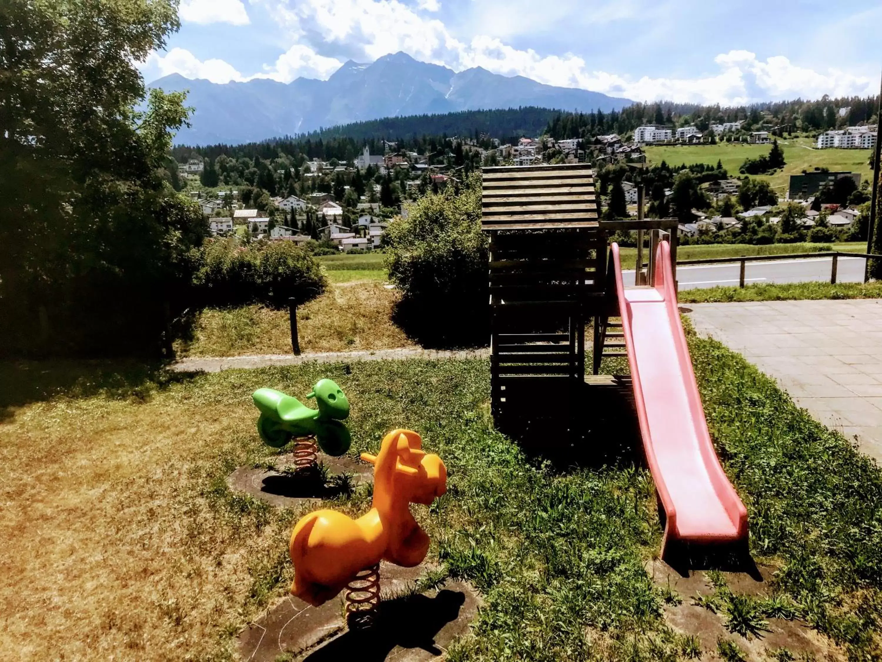 Natural landscape, Children's Play Area in T3 Alpenhotel Flims